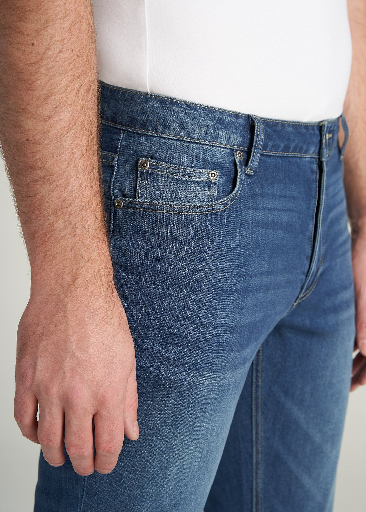 American-Tall-Men-Carman-TaperedFit-Jeans-ClassicBlue-pocket