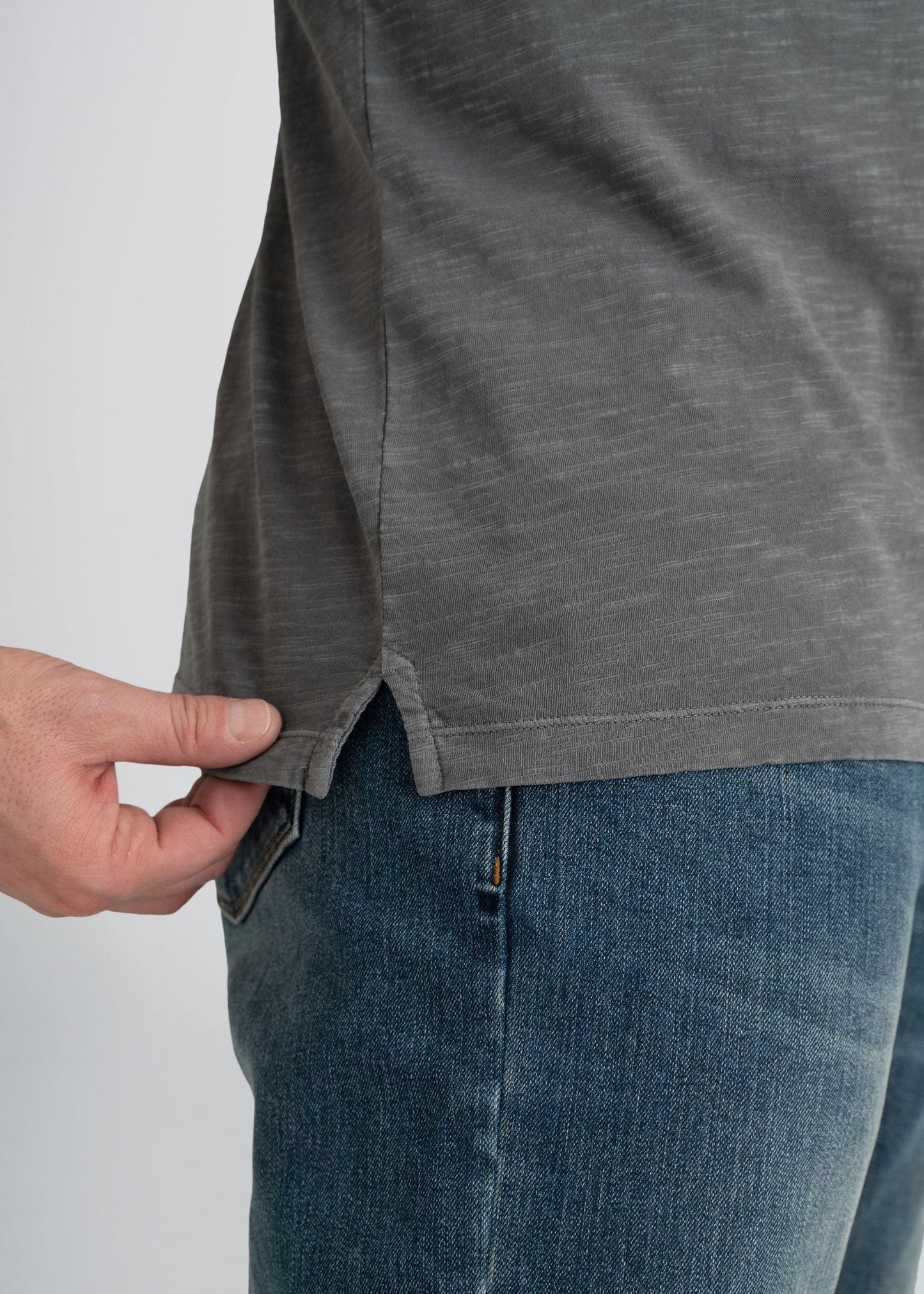 american-tall-mens-slub-polo-slate-detailtexture