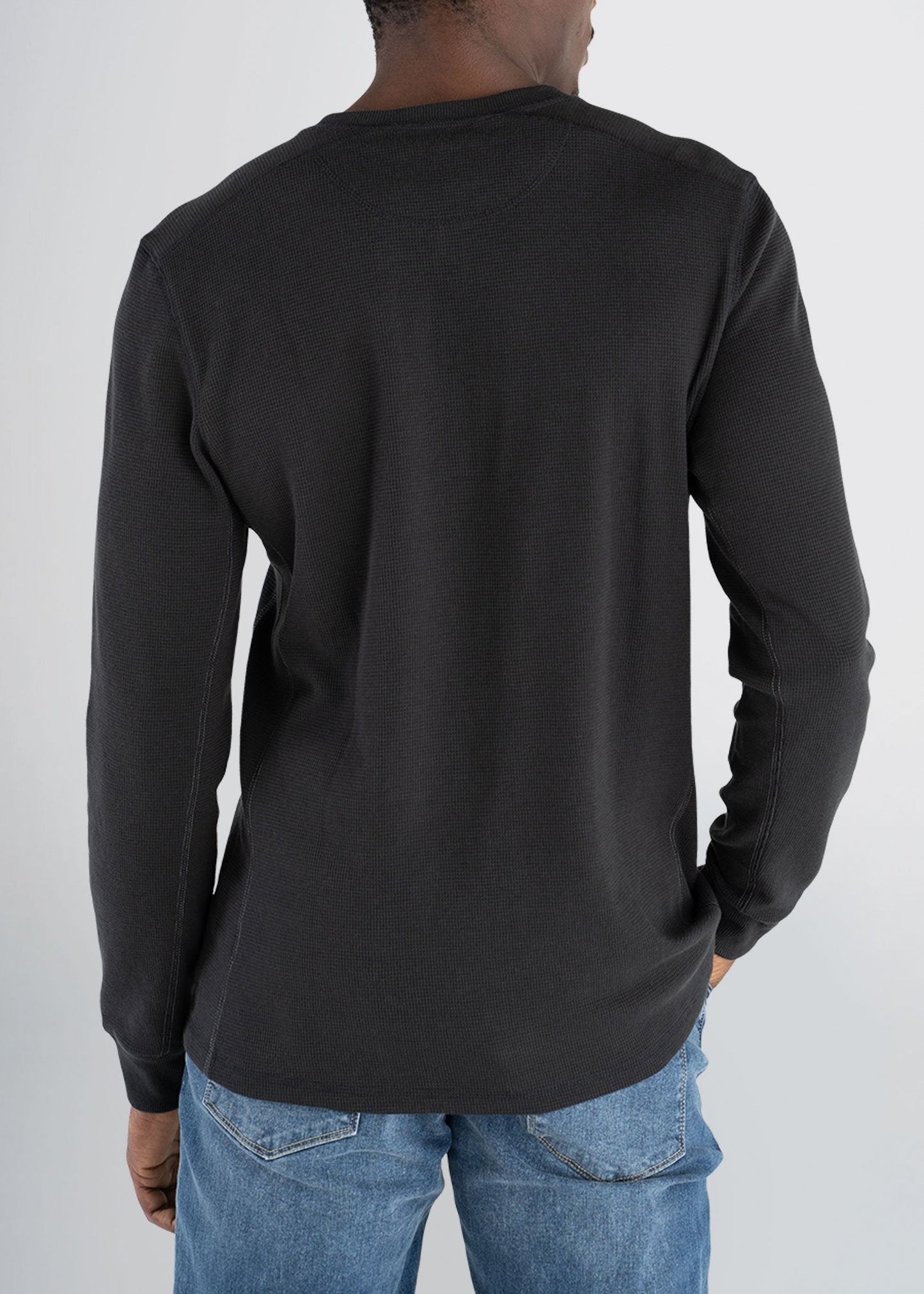 americantall-henley-black-back
