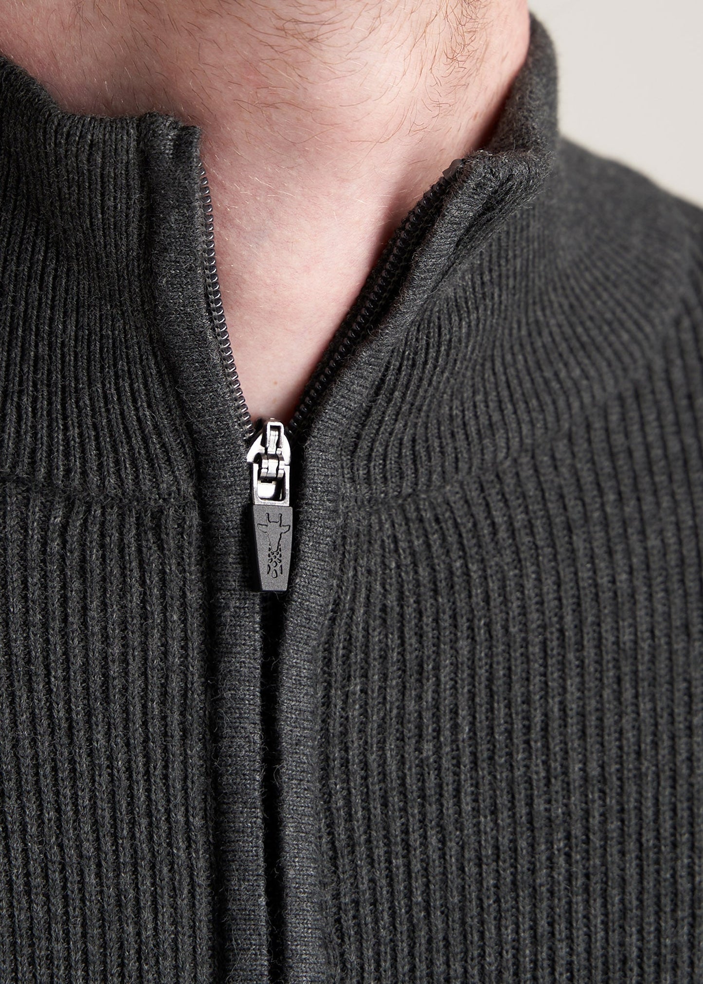 American-Tall-Men-FullZip-Sweater-CharcoalMix-detail