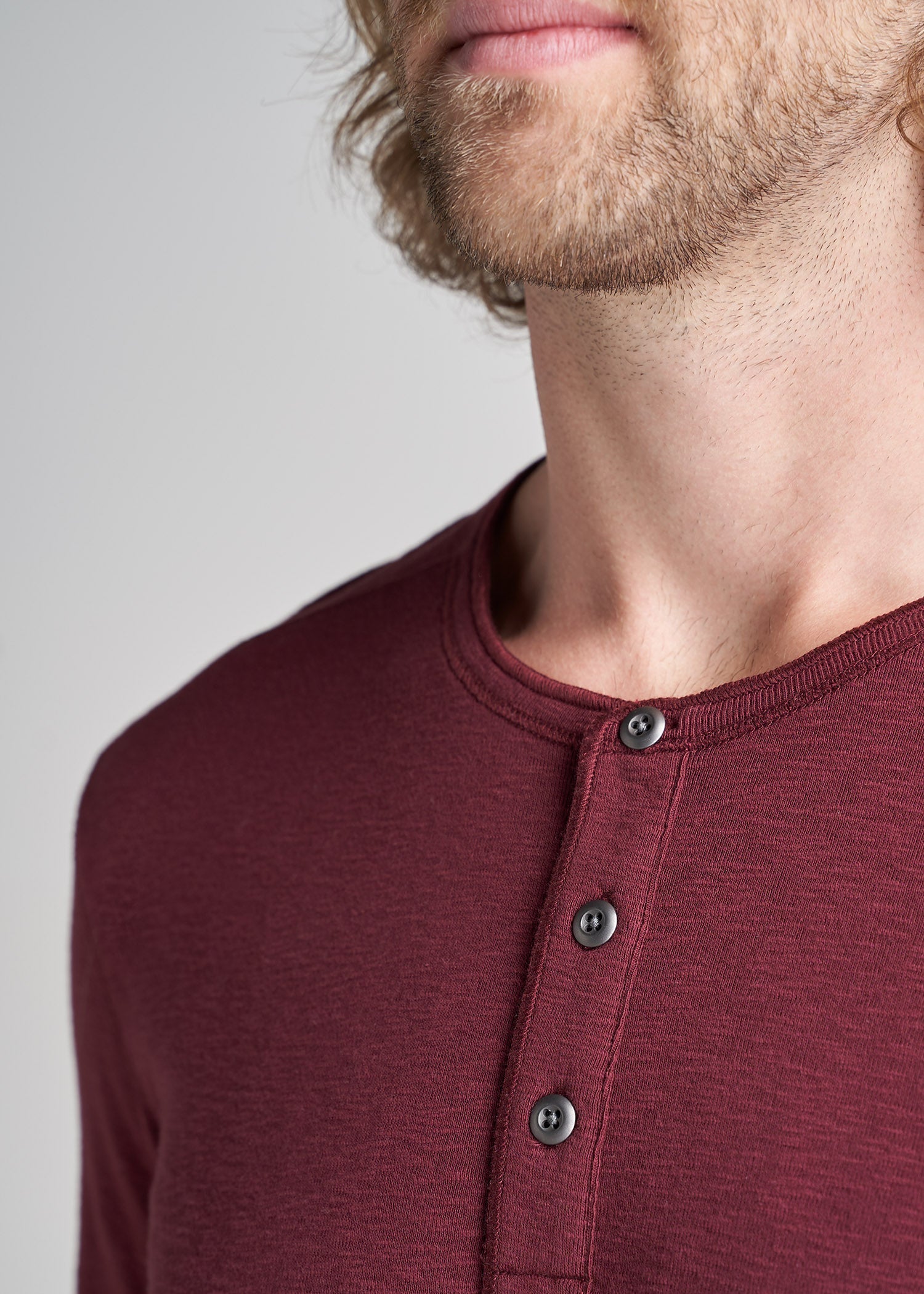 American-Tall-Men-Heavy-LongSleeve-Slub-Henley-GarnetMelange-detail.jpg