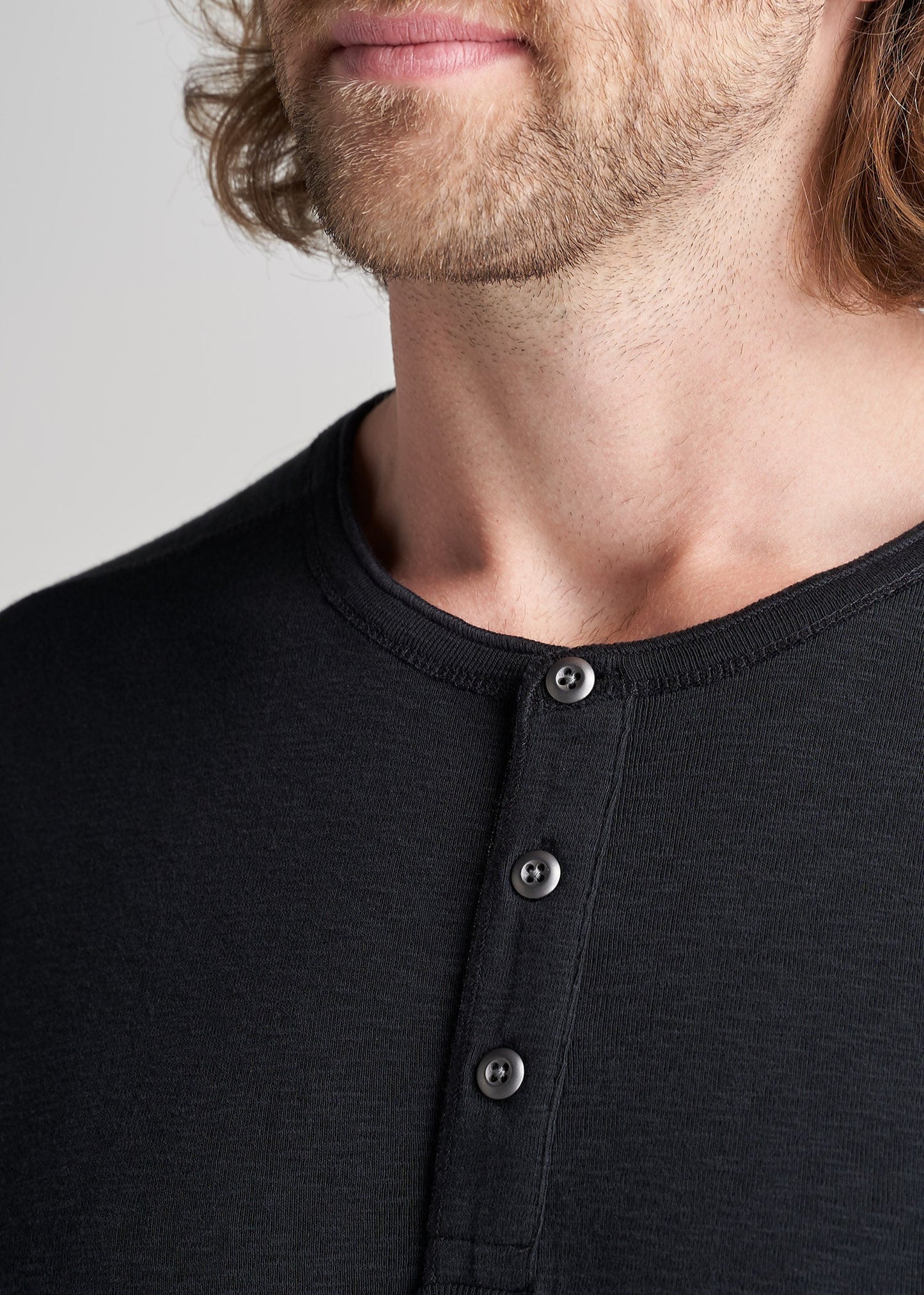 American-Tall-Men-Heavy-Longsleeve-Slub-Henley-Black-detail