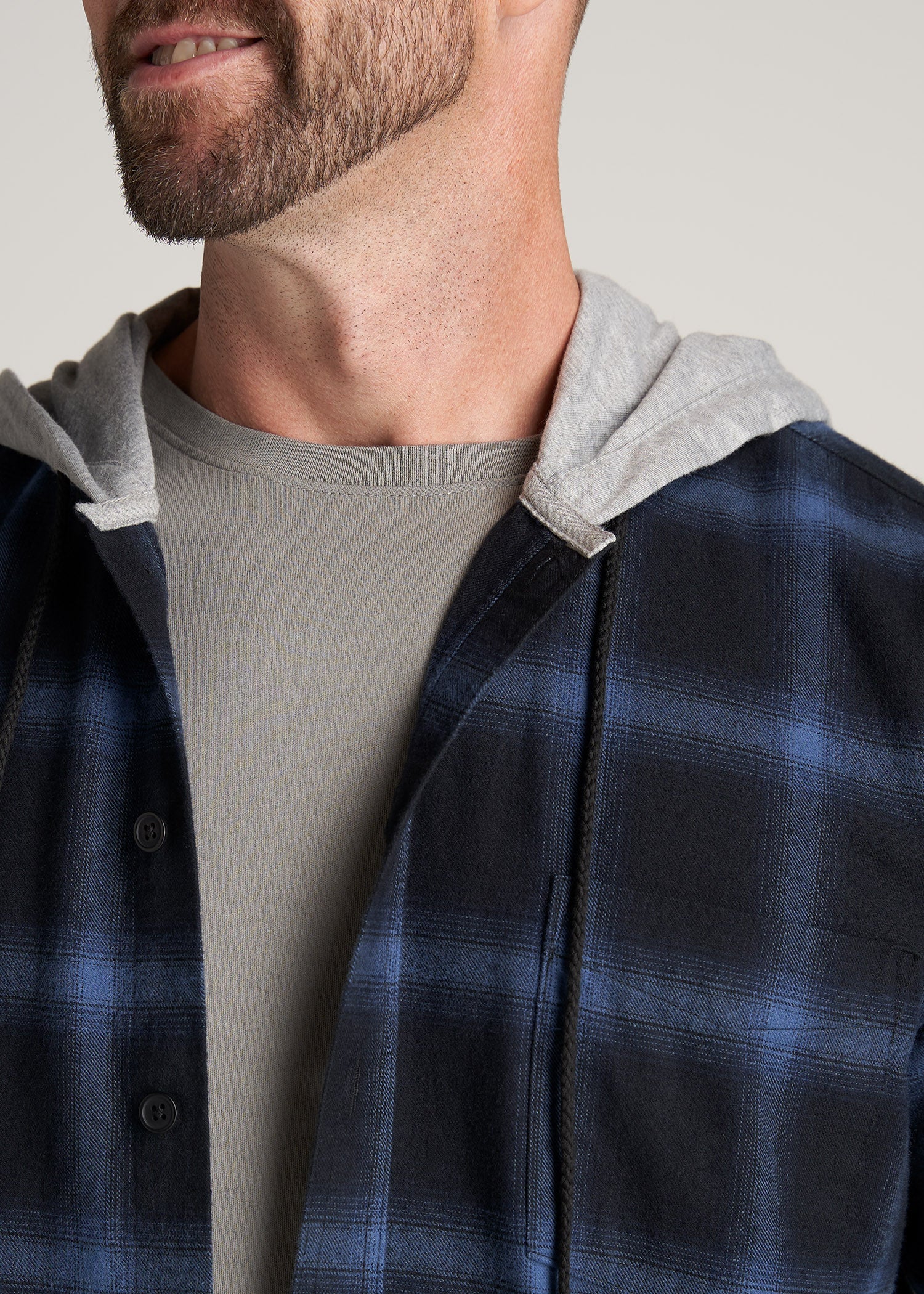     American-Tall-Men-LJ-Hooded-FlannelShirt-BlackMediumBluePlaid-detail
