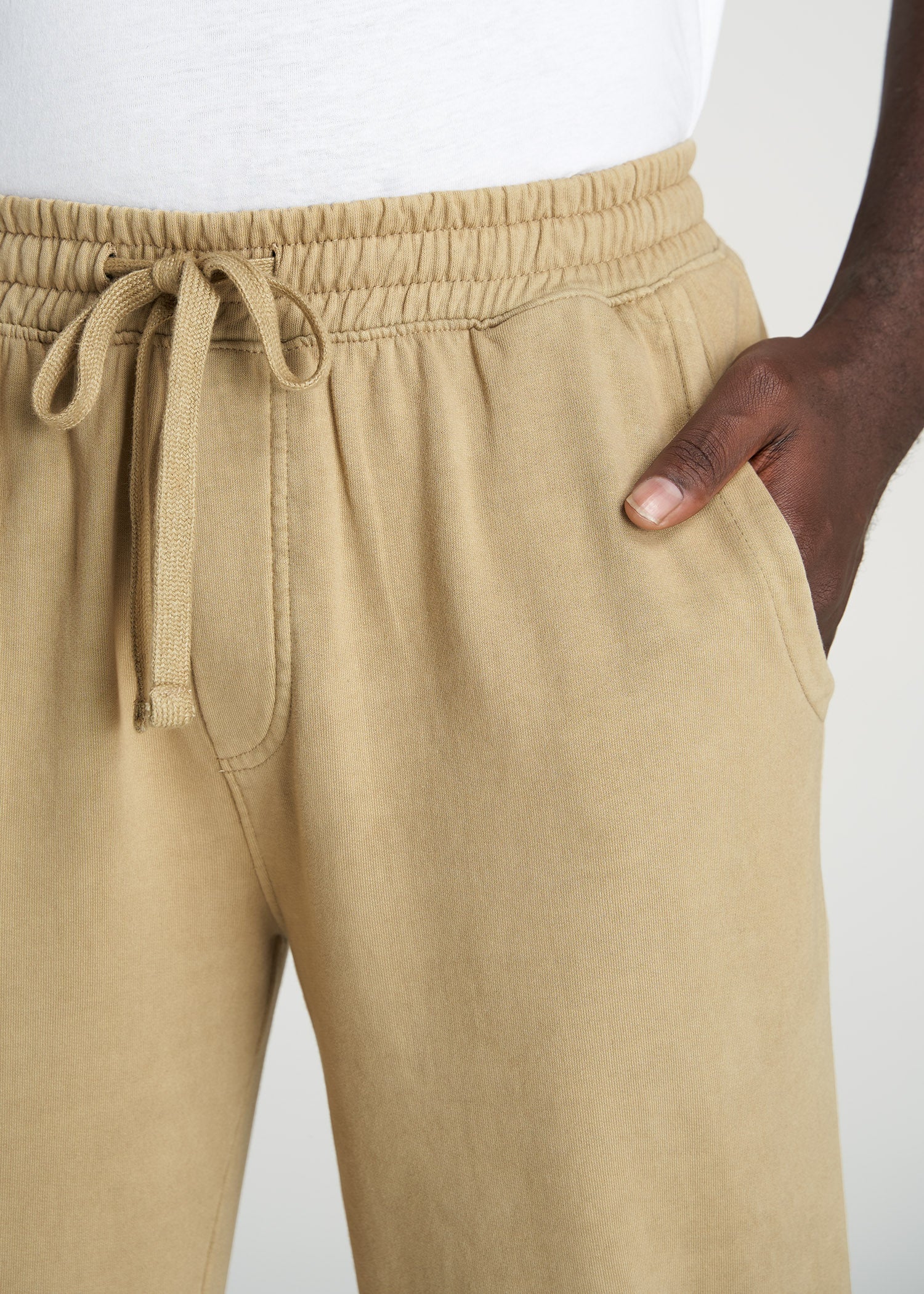    American-Tall-Men-LJ-PigmentDyed-Jogger-VintageBuck-detail