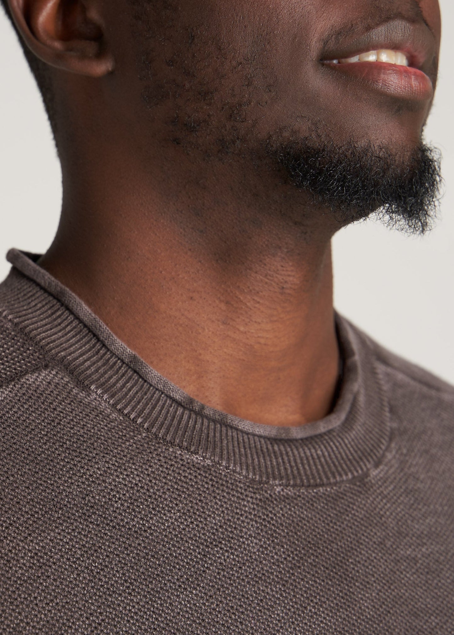 American-Tall-Men-Mens-AcidWash-Sweater-CharcoalMix-detail