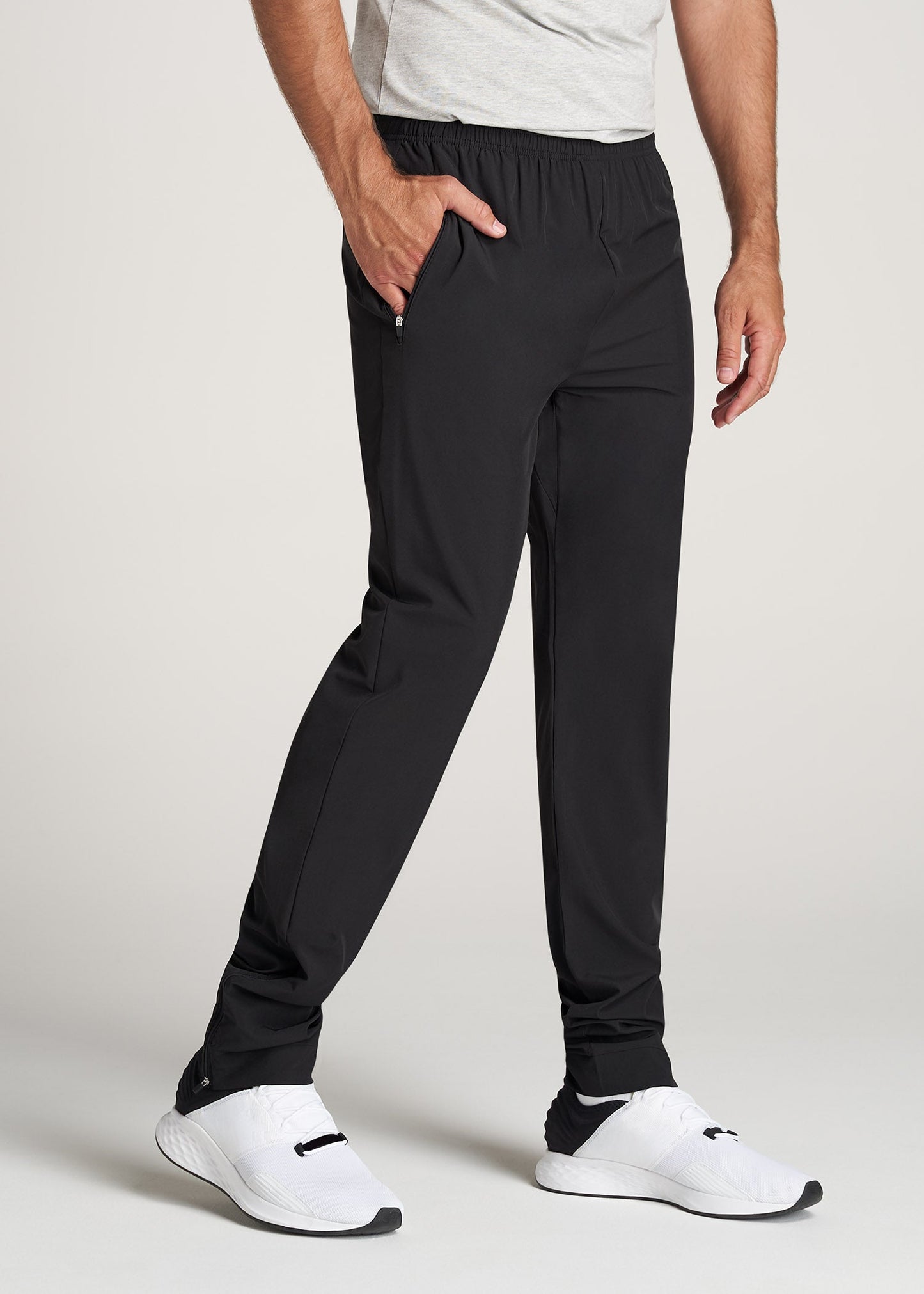 American-Tall-Men-TaperedFit-LightWeight-AthleticPant-Black-side
