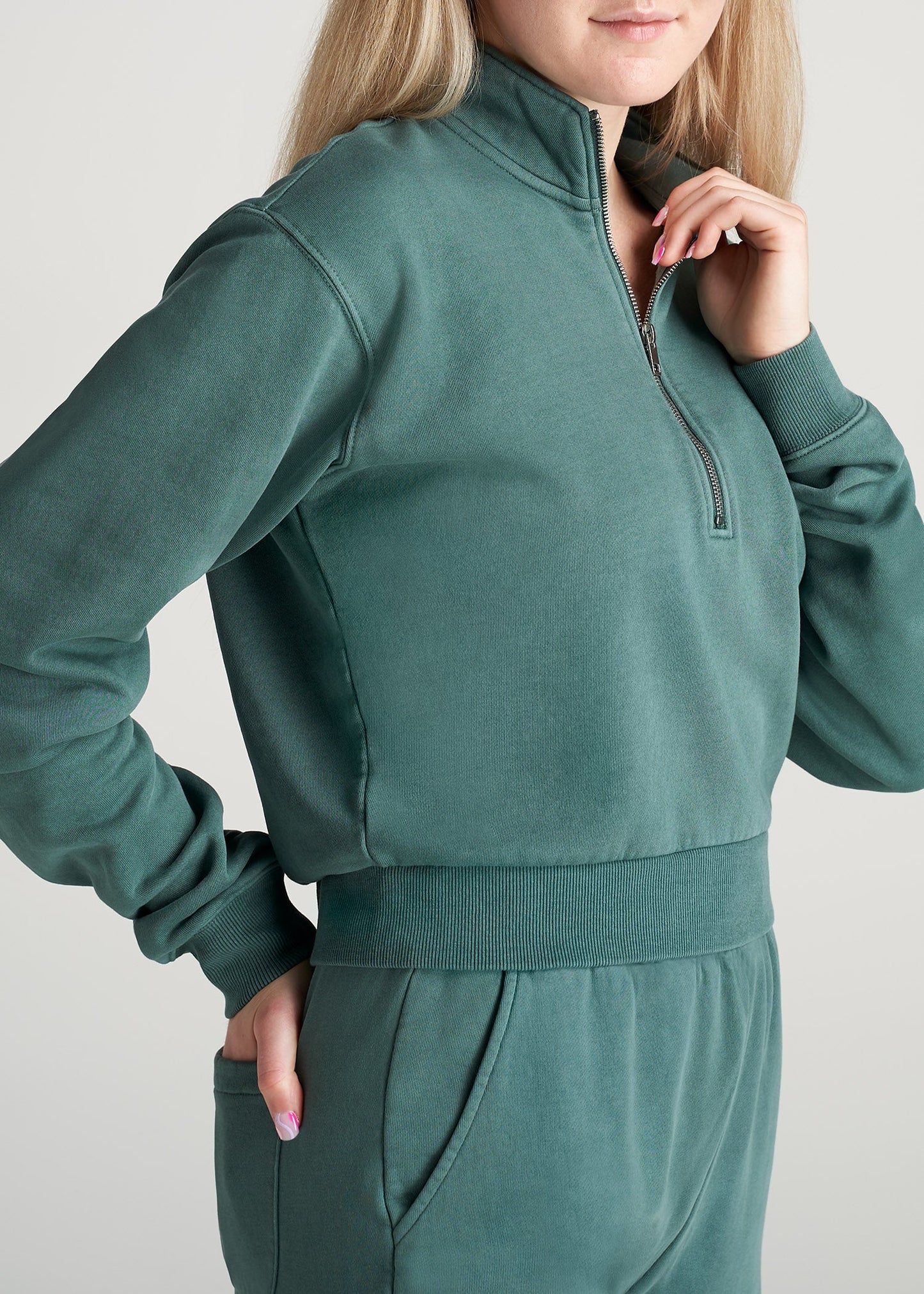American-Tall-Women-80-20-HalfZip-GD-Sweatshirt-JuniperGreen-side
