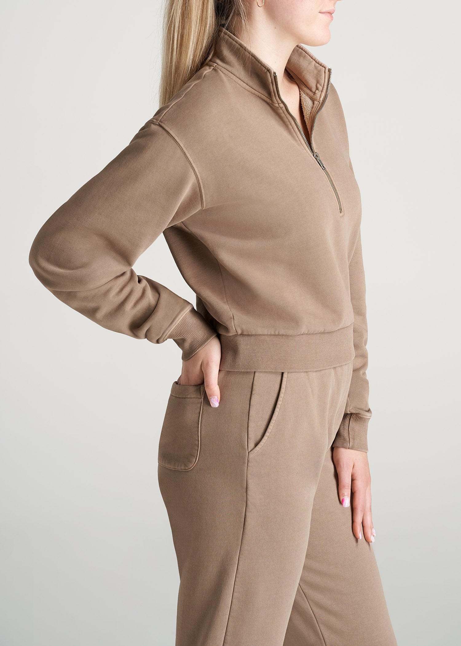 American-Tall-Women-80-20-HalfZip-GD-Sweatshirt-Latte-side