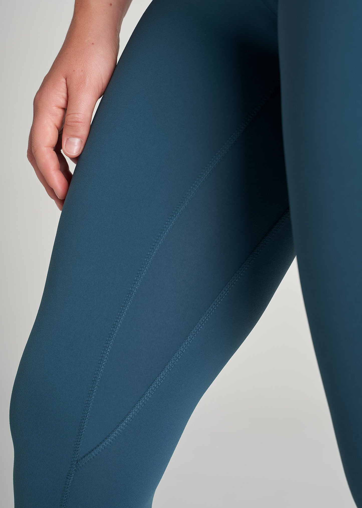 American-Tall-Women-Bella-OuterPocket-Leggings-DeepWater-seam