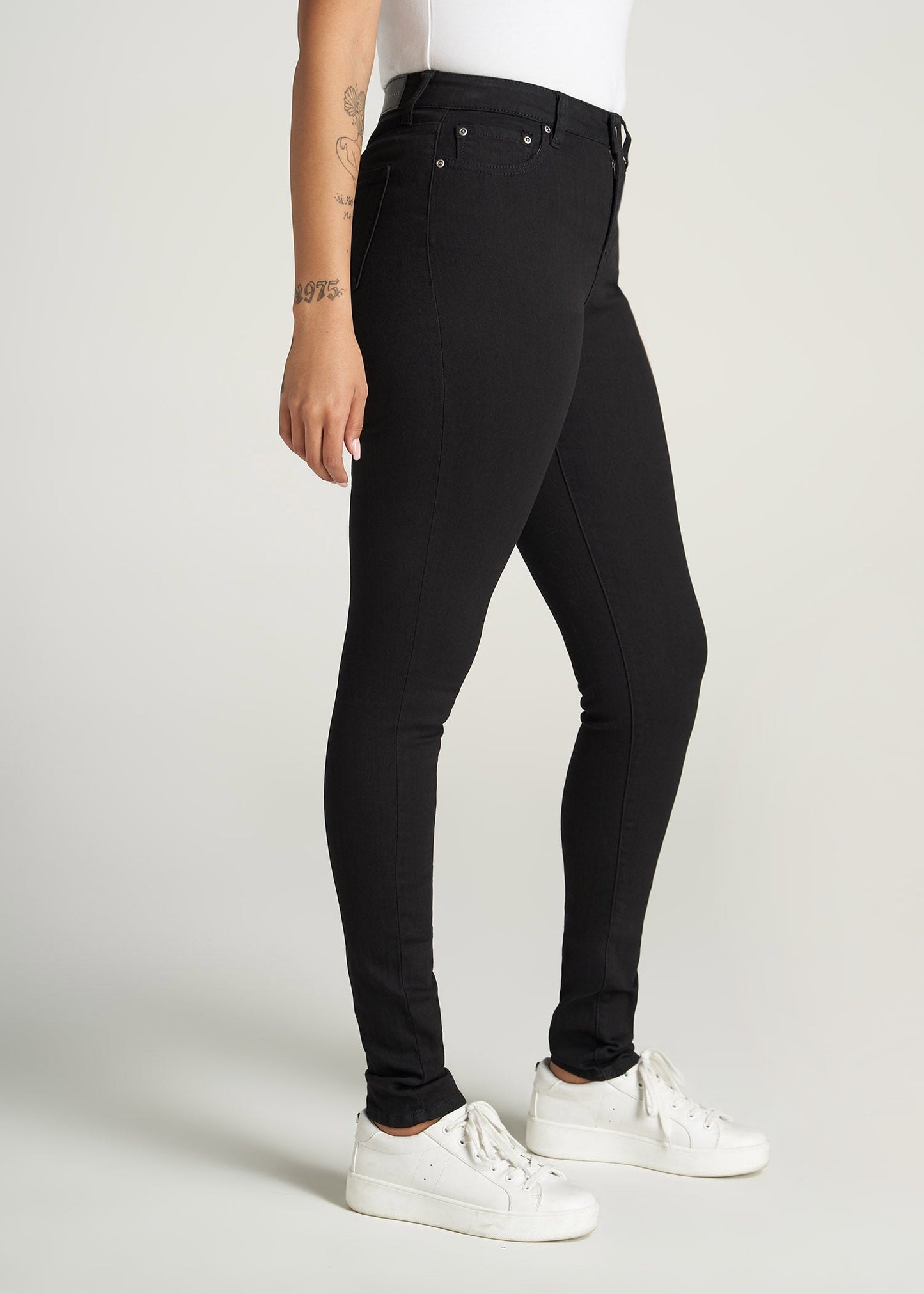   American-Tall-Women-Georgia-HighRise-SkinnyJean-Black-side