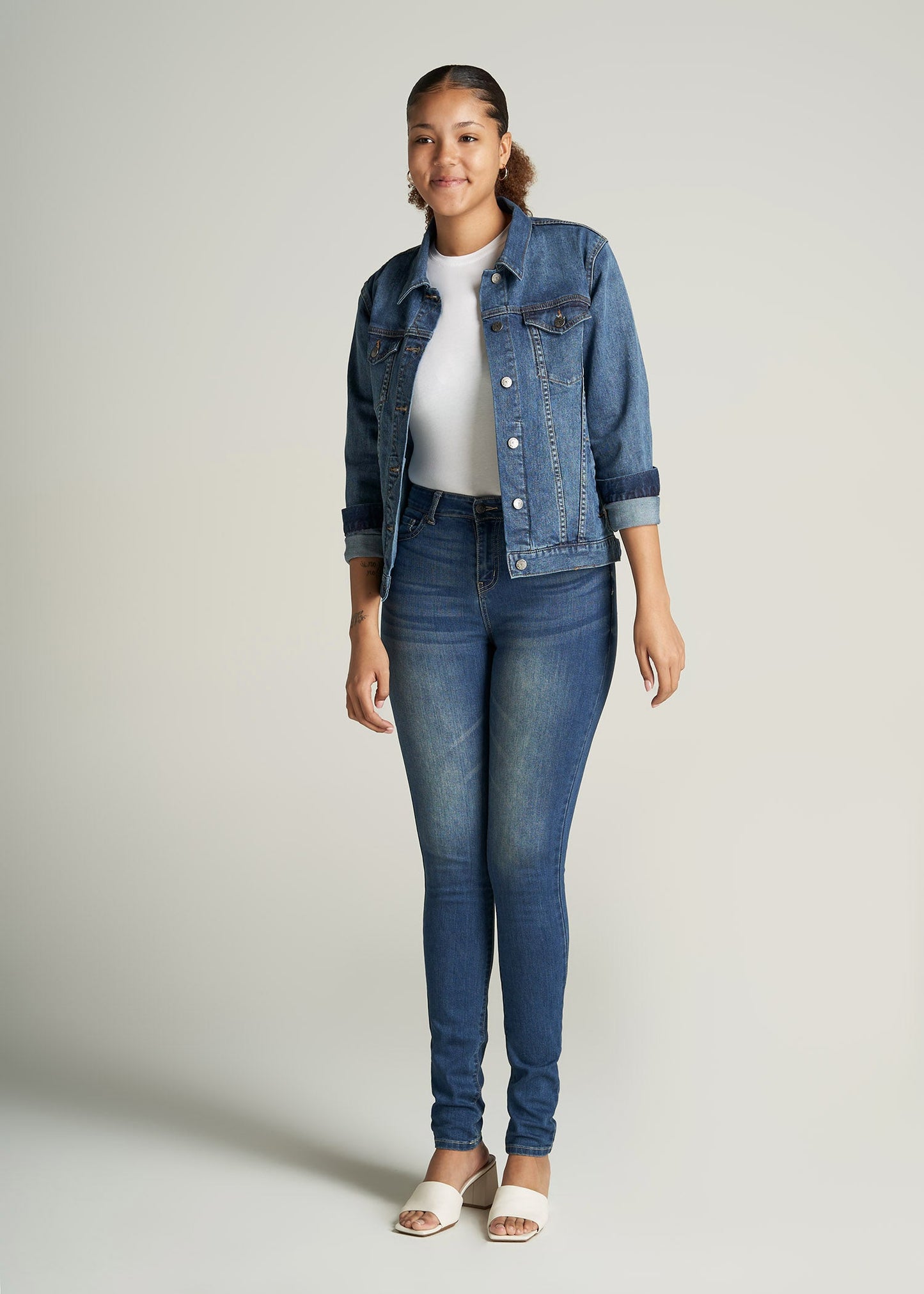    American-Tall-Women-Georgia-HighRise-SkinnyJean-ClassicBlue-full
