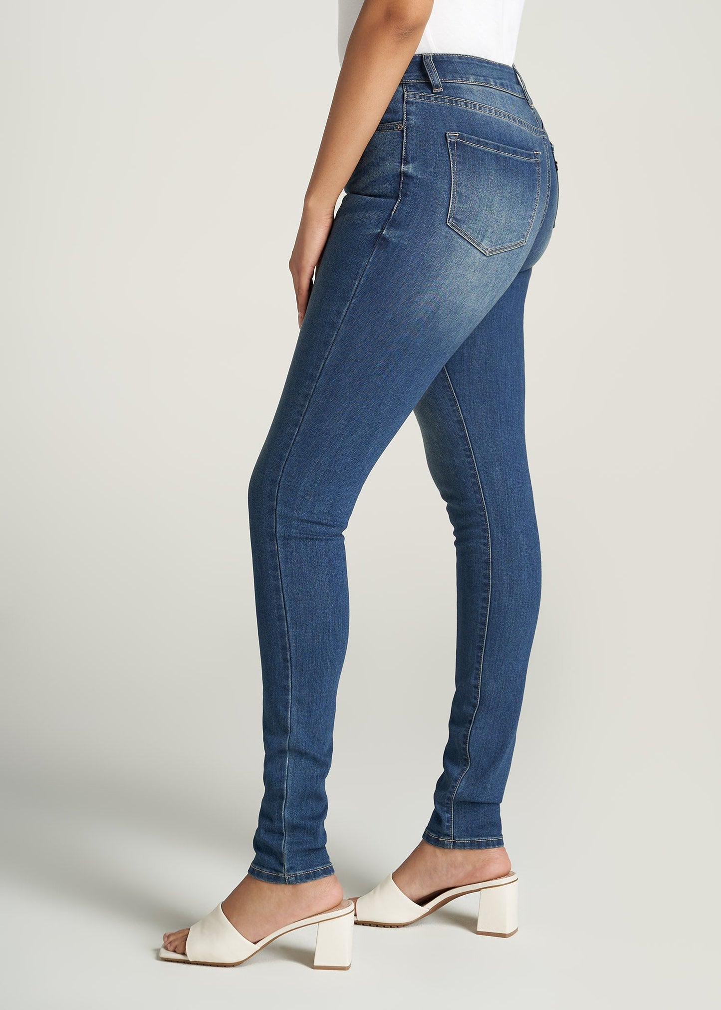    American-Tall-Women-Georgia-HighRise-SkinnyJean-ClassicBlue-side