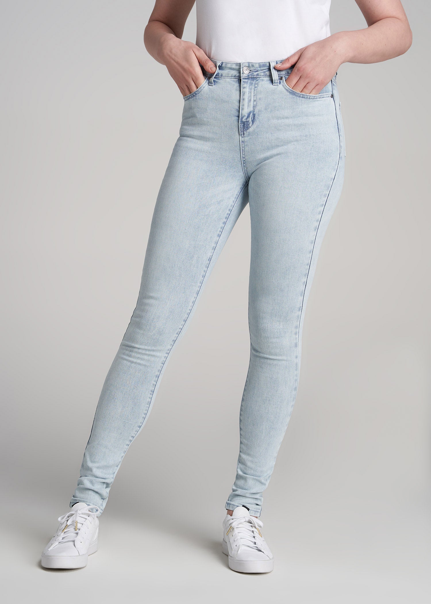    American-Tall-Women-Georgia-HighRiseSkinny-Jean-LightSunwashedBlue-front
