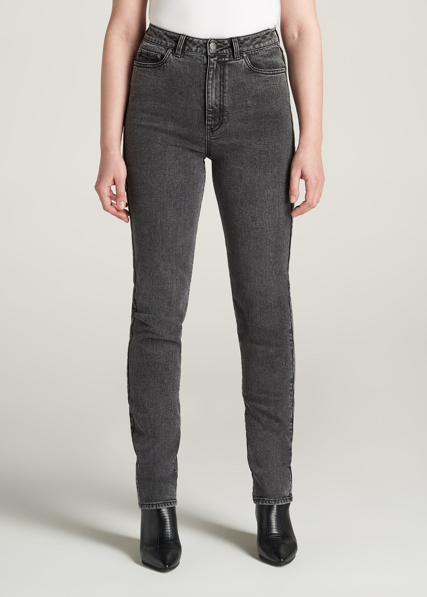    American-Tall-Women-Lola-UltraHighRise-SlimJean-BlackStoneWash-front