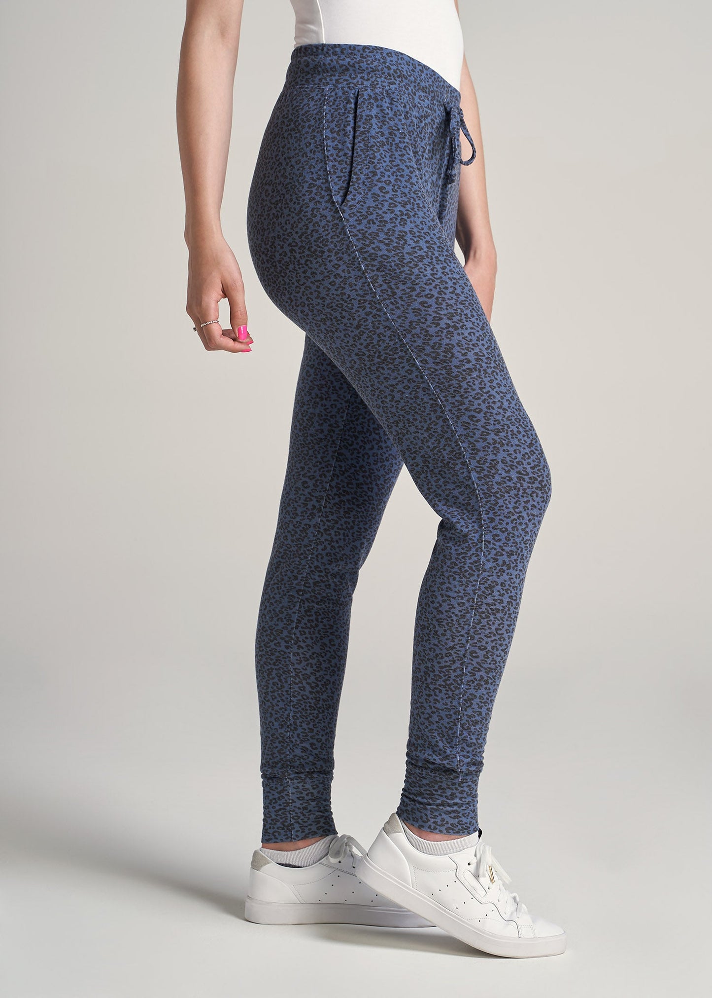 American-Tall-Women-Lounge-Joggers-NavyLeopard-side