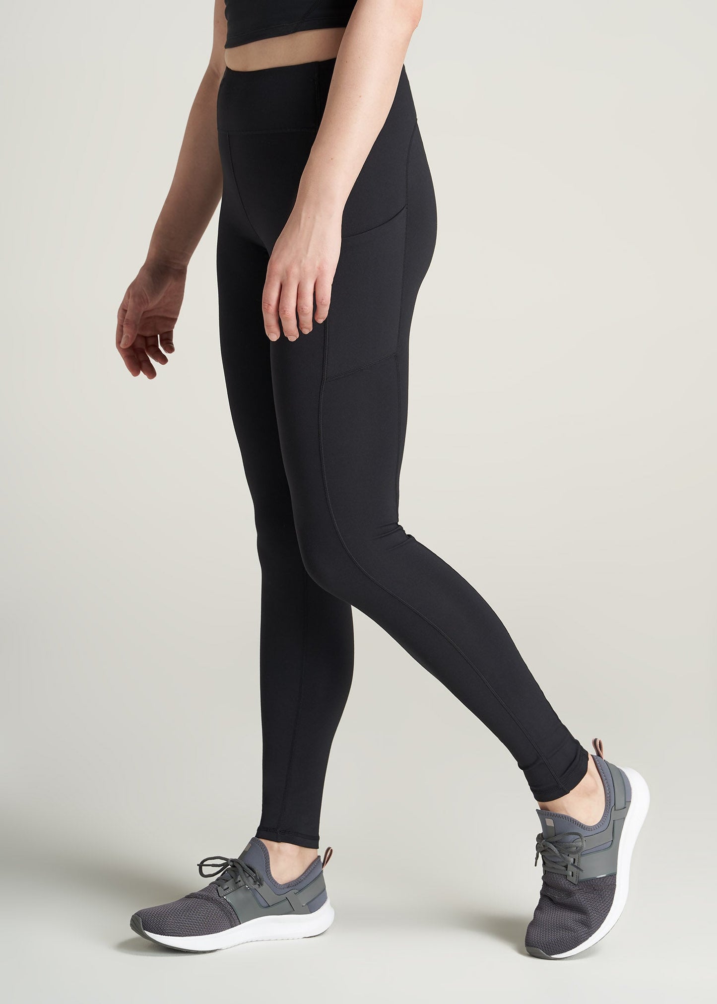    American-Tall-Women-Performance-Pocket-Legging-Black-side