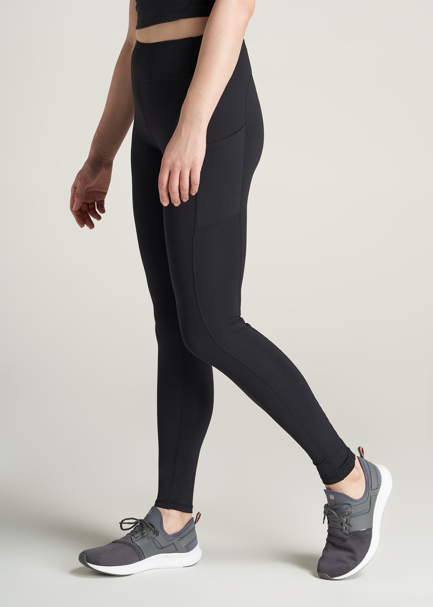    American-Tall-Women-Performance-Pocket-Legging-Black-side
