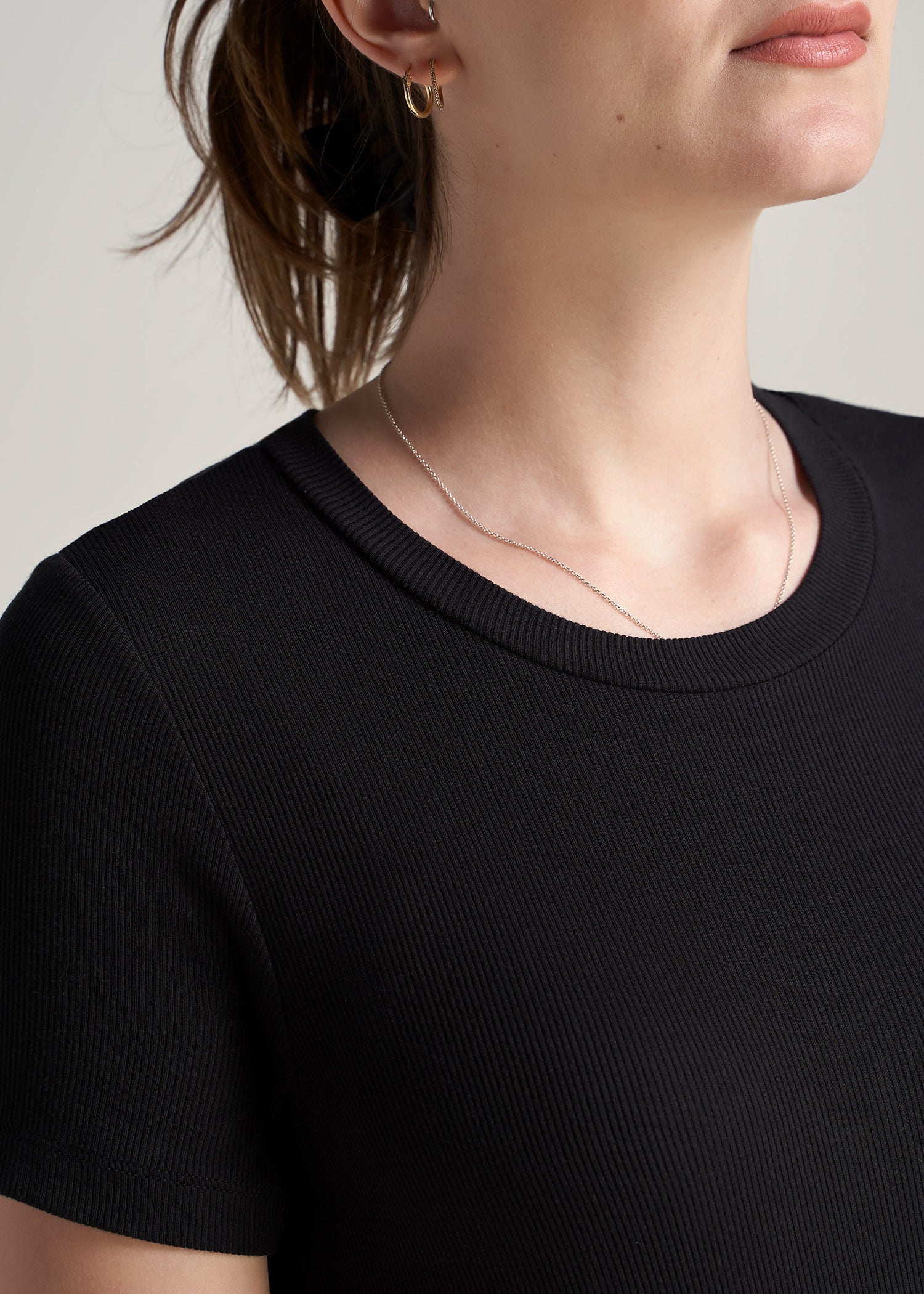 American-Tall-Women-Ribbed-Tee-Black-detail