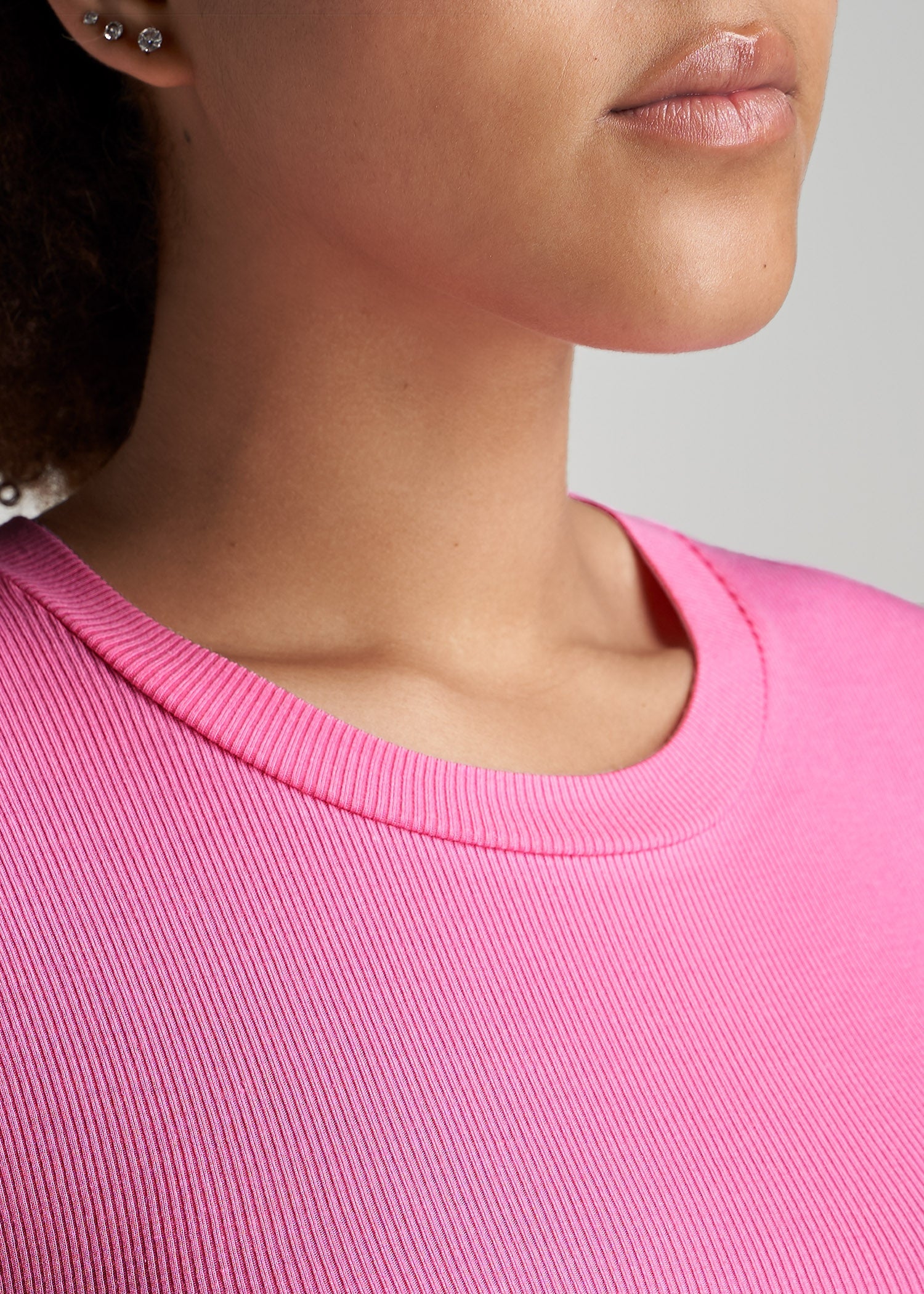 American-Tall-Women-Ribbed-Tee-BubblegumPink-detail
