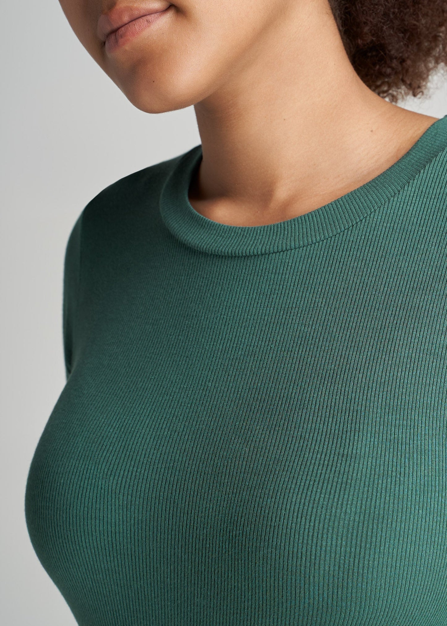 American-Tall-Women-Ribbed-Tee-JuniperGreen-detail