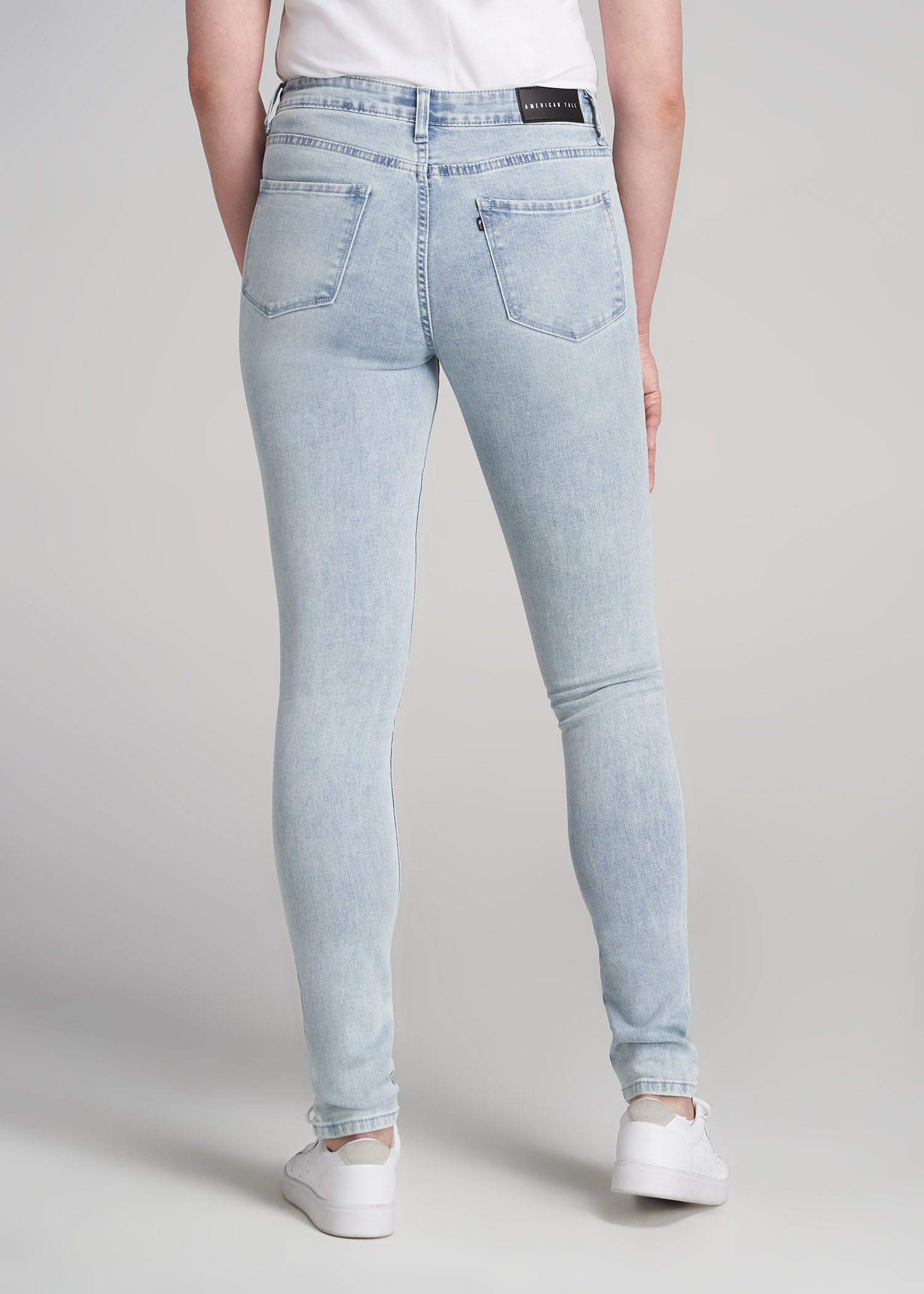       American-Tall-Women-Sarah-MidRiseSkinny-Jean-LightSunwashedBlue-back