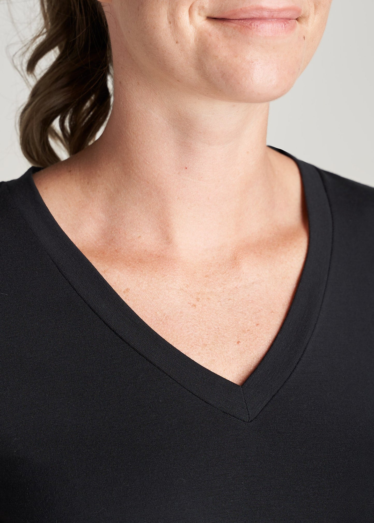 American-Tall-Women-ShortSleeve-VNeck-AthleticTee-Black-detail