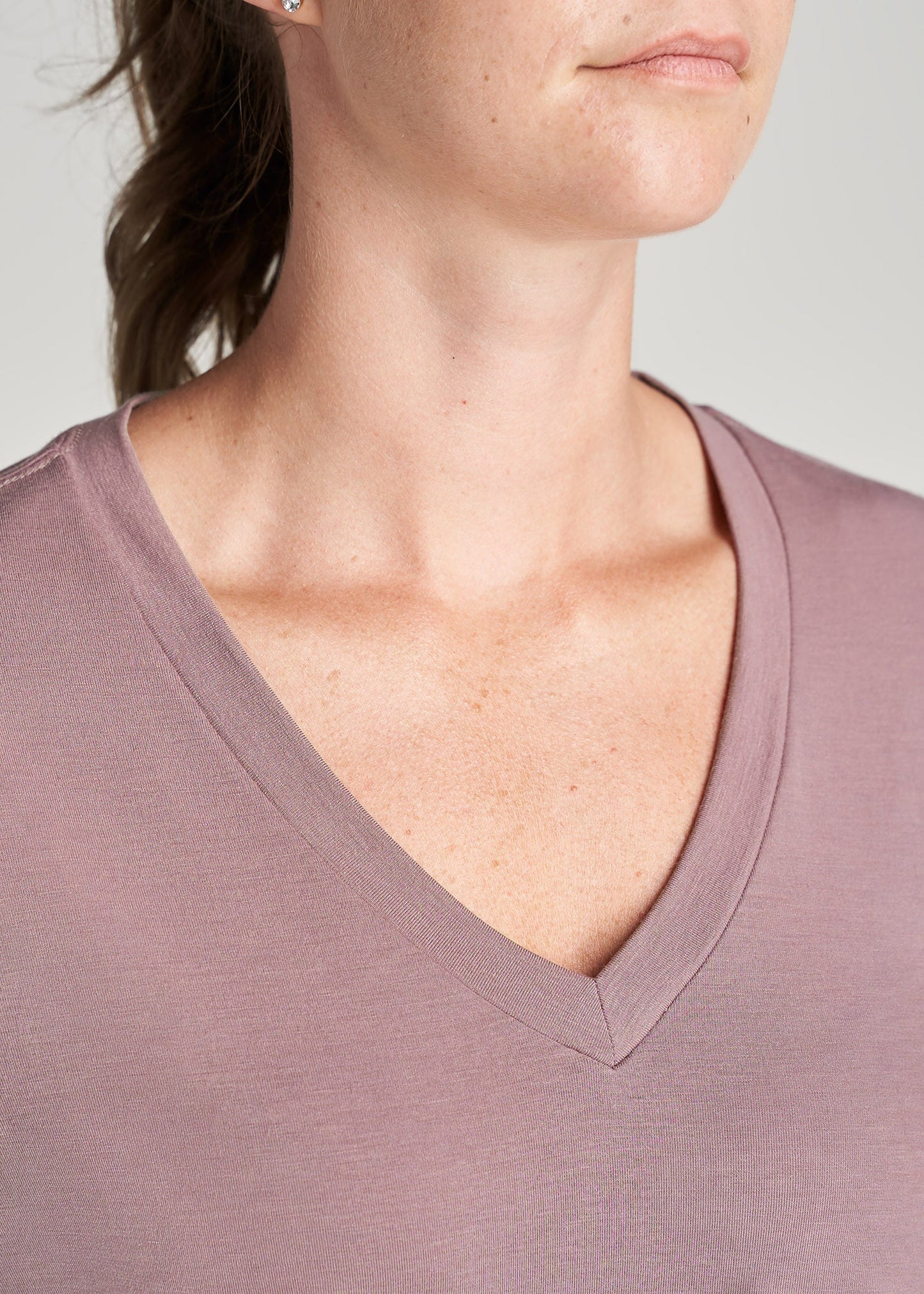 American-Tall-Women-ShortSleeve-VNeck-AthleticTee-SmokedMauve-detail
