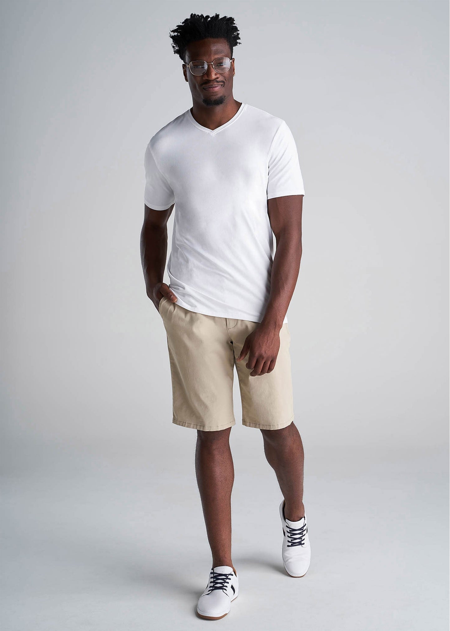 The Essential REGULAR-FIT V-Neck Men's Tall Tees in White