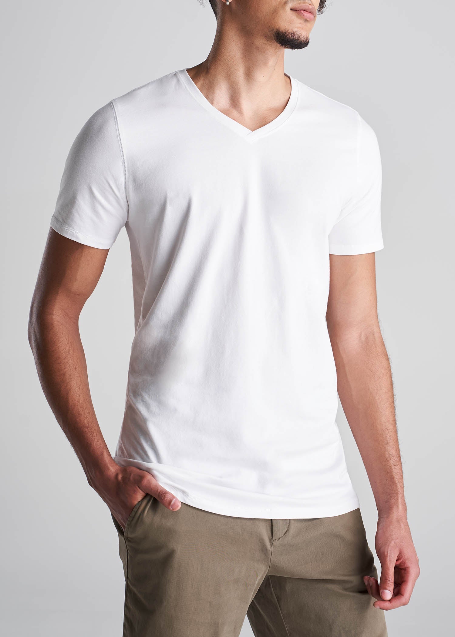 American_Tall_Men_Essentials_Slim_Fit_Vneck_Tee_White-Front