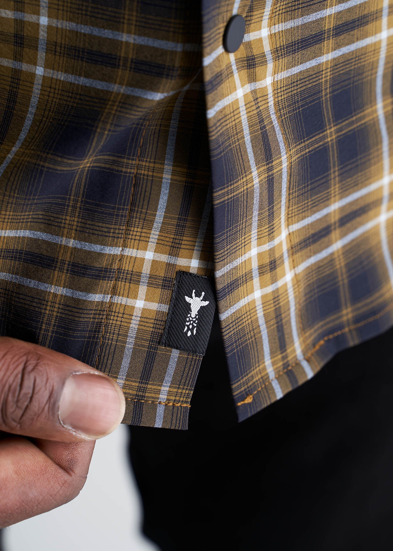 American_Tall_Men_Hiking_Shirt_Button_Down_CedarWood-Logo
