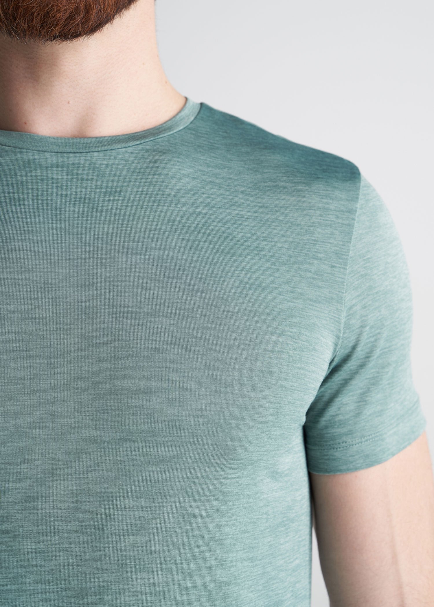 American_Tall_Mens_Performance_tee_greenmix_detail