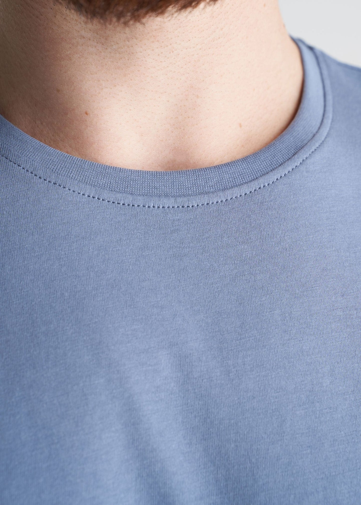 American_Tall_Mens_SS_Everyday_Crewneck_Chambray-neck