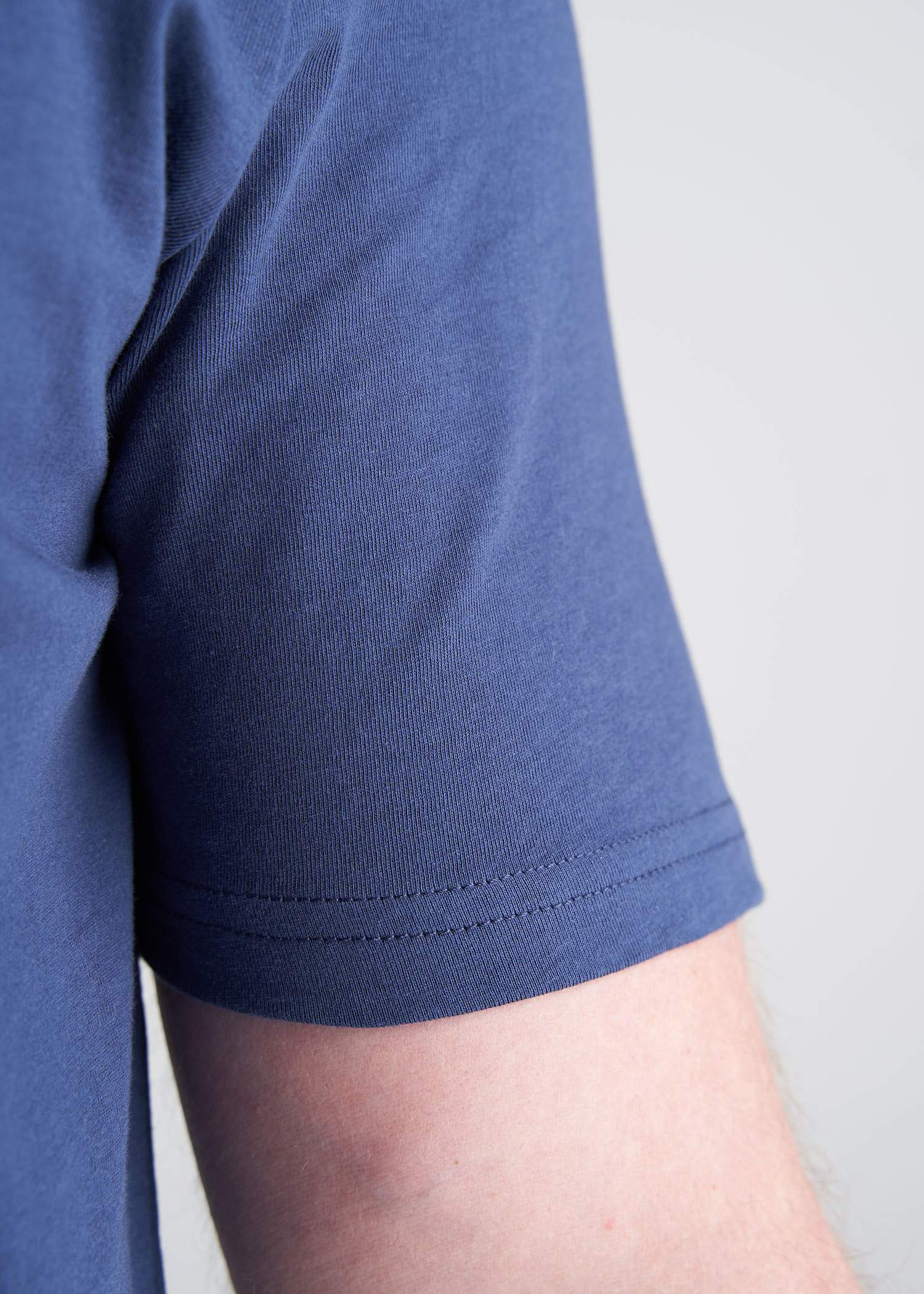 American_Tall_Mens_SS_Everyday_Crewneck_Tee_Navy-sleeve