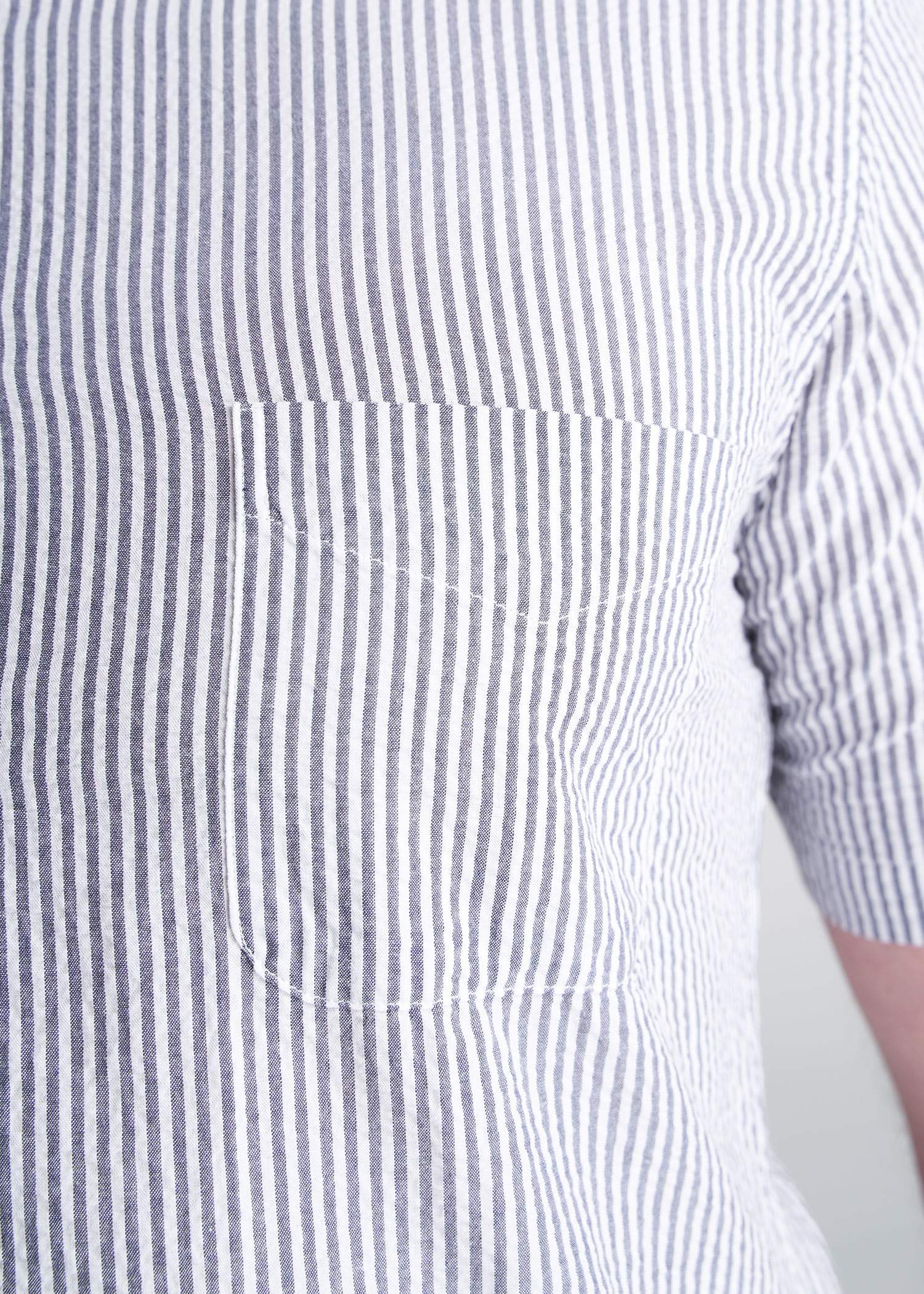 American_Tall_Mens_SS_Seersucker_GreyWhite_Stripe-pocket