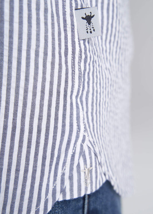 American_Tall_Mens_SS_Seersucker_GreyWhite_Stripe-sidedetail