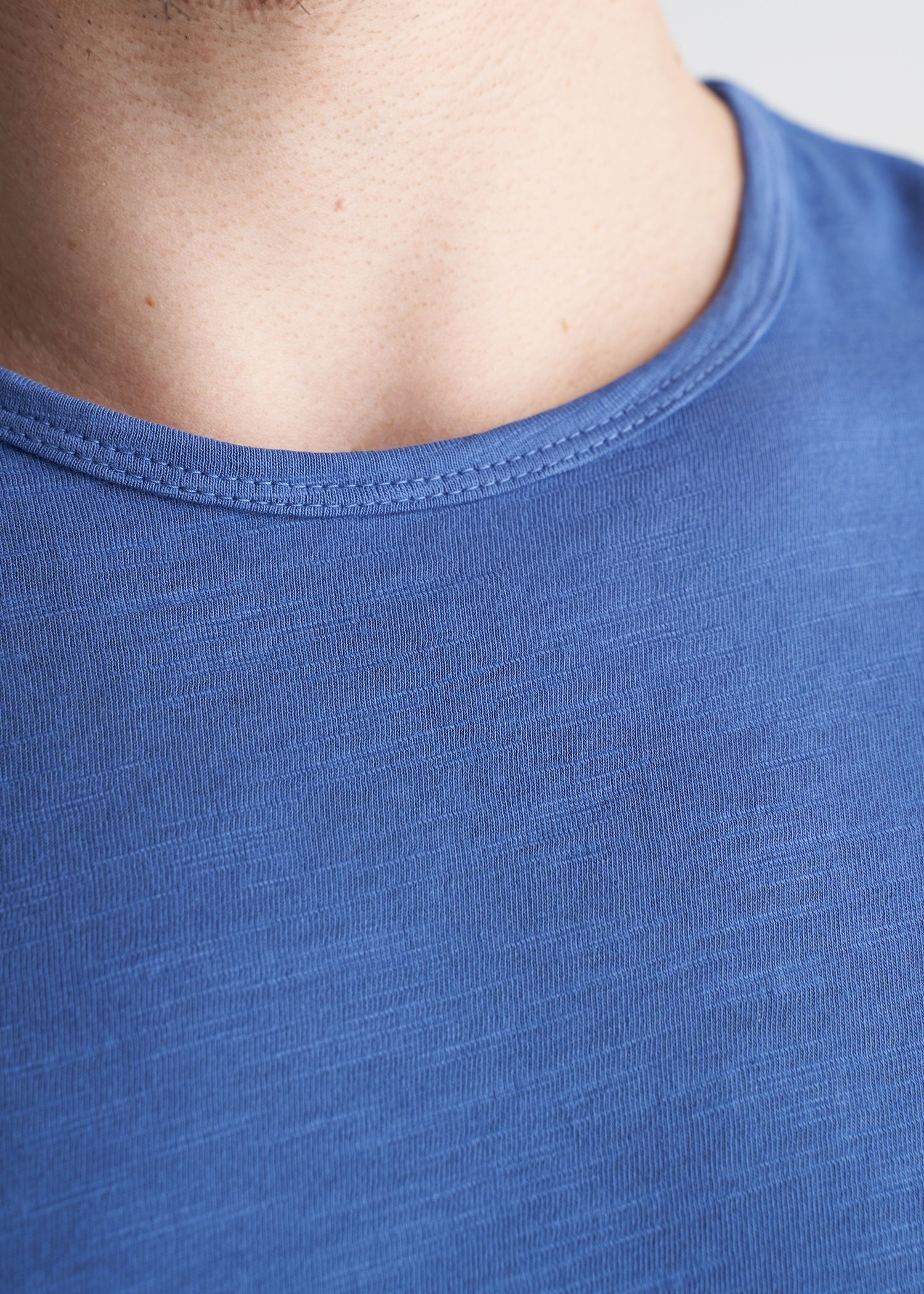 American_Tall_Mens_Slub_Tee_AirforceBlue-neckdetail