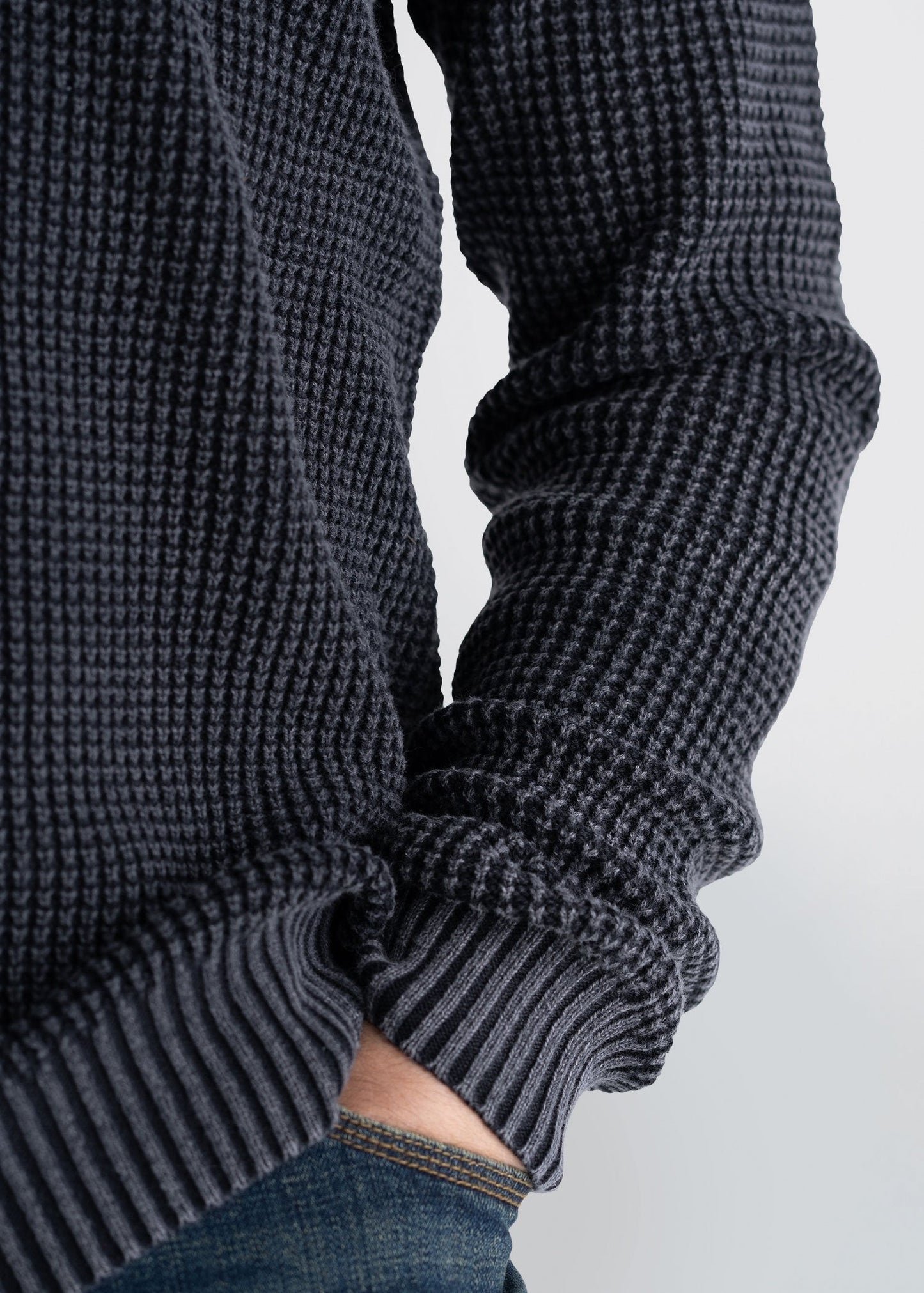 Longjohnandsons-americantall-mens-acidwash-knitsweater-grey-detail