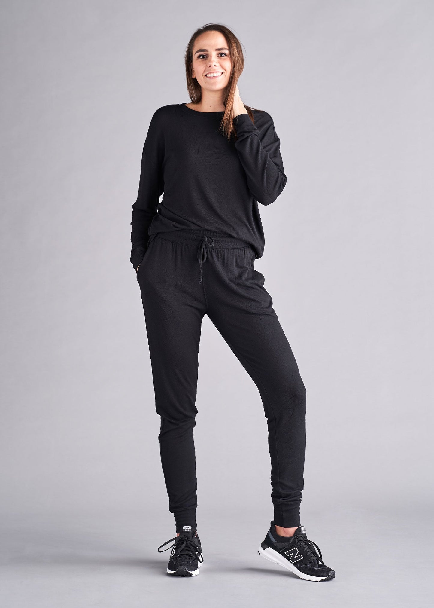 american-tall-womens-pj-lounge-crweneck-black-lifestyle