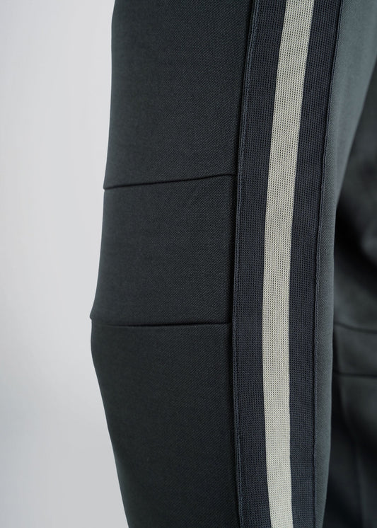 american-tall-athleticstripejacket-stormgrey-detail