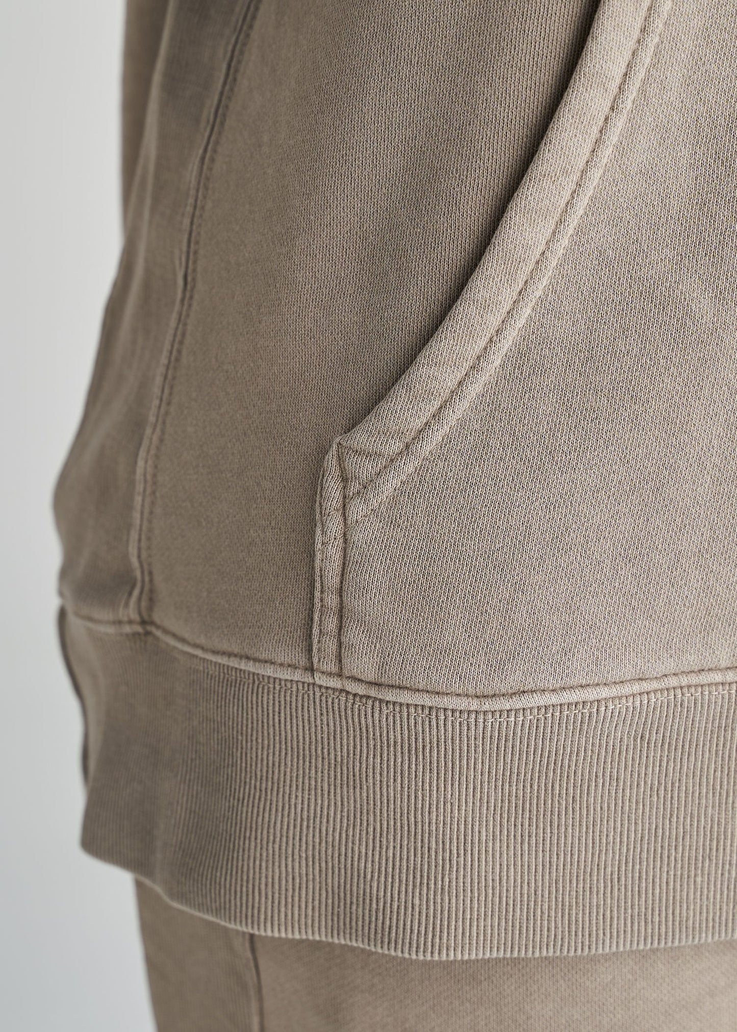 american-tall-khaki-hoodie-detailbottom
