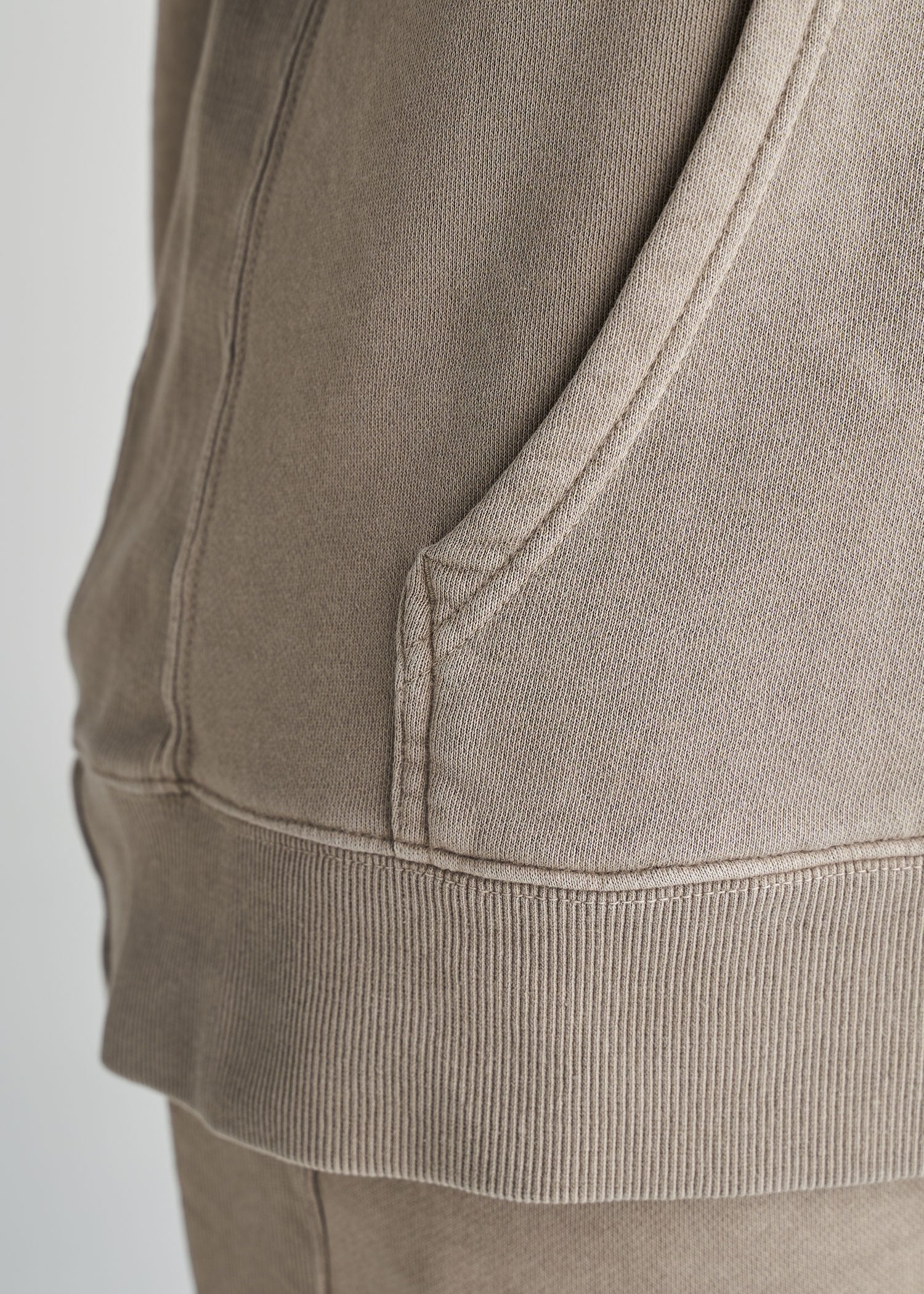american-tall-khaki-hoodie-detailbottom