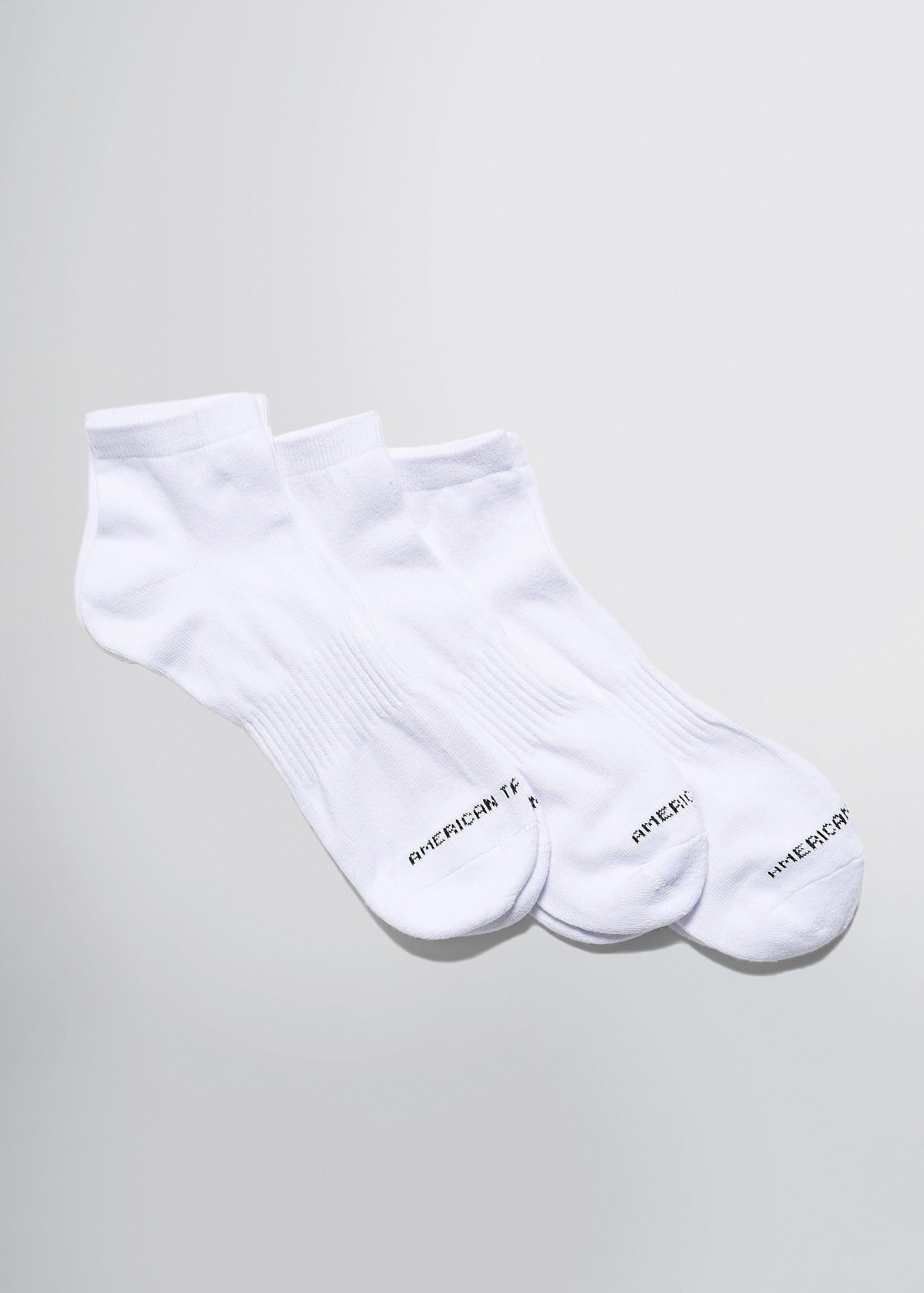 american-tall-mens-athletic-low-socks-white-front