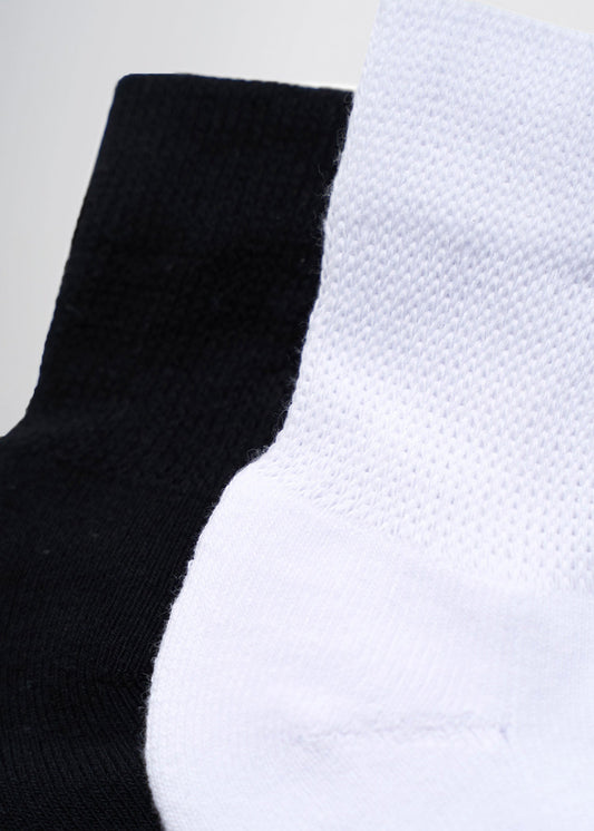american-tall-mens-athletic-mid-socks-black-detail