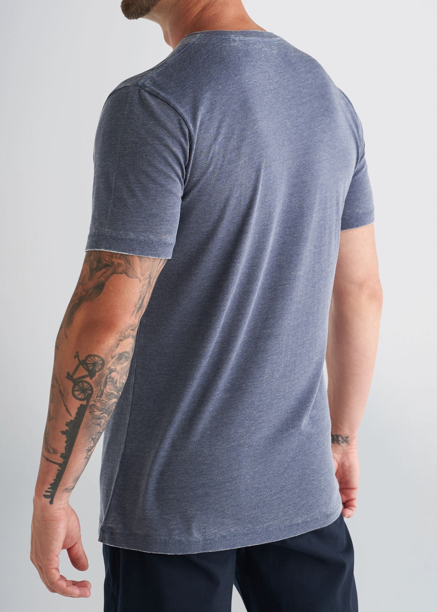 american-tall-mens-burnoutvnecktee-navy-back