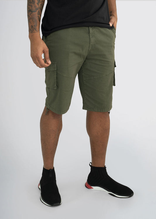 american-tall-mens-cargo-shorts-green-front