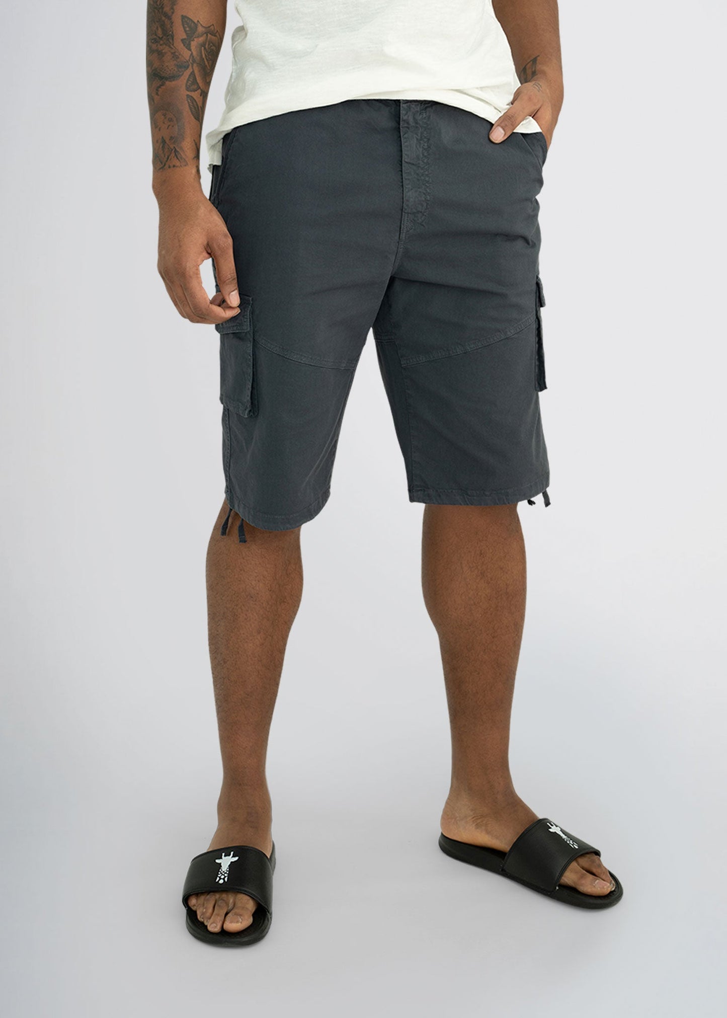 american-tall-mens-cargo-shorts-grey-front