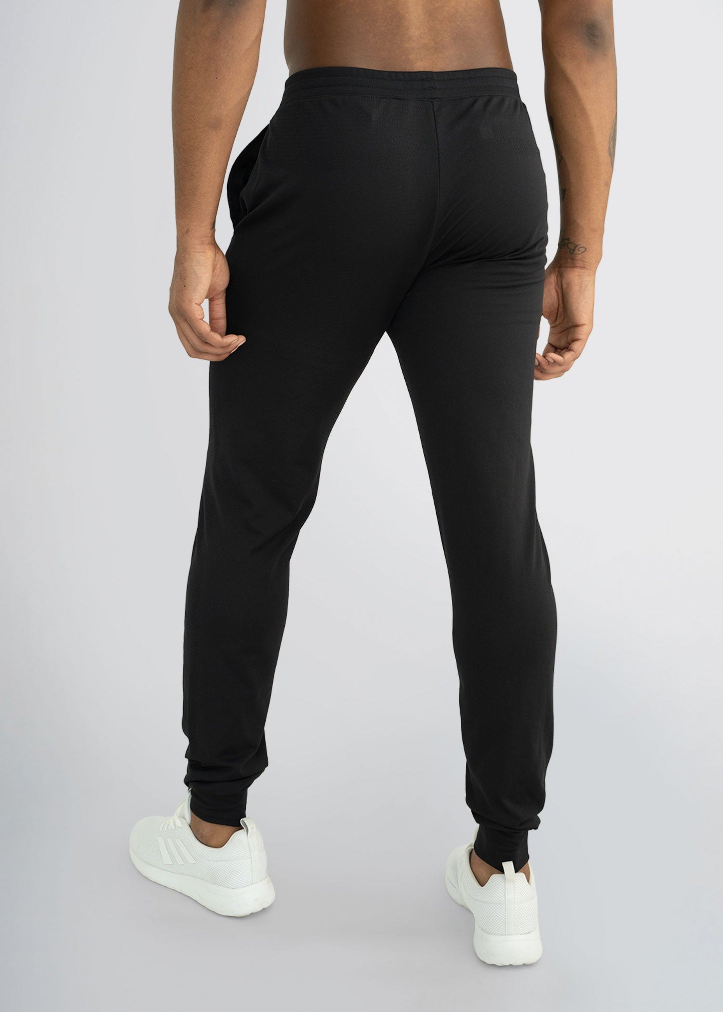 AT Performance: Men's Tall Engineered Joggers in Black