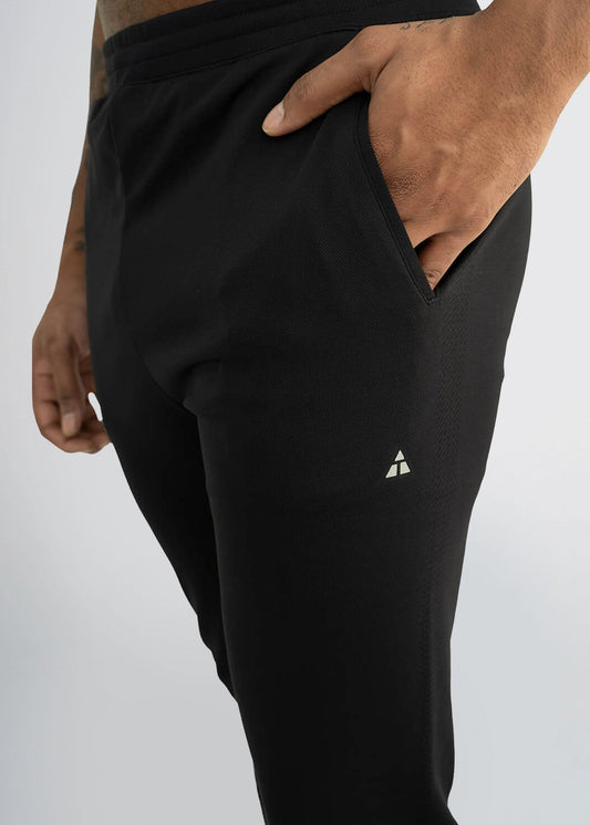 american-tall-mens-engineered-joggers-black-pocket