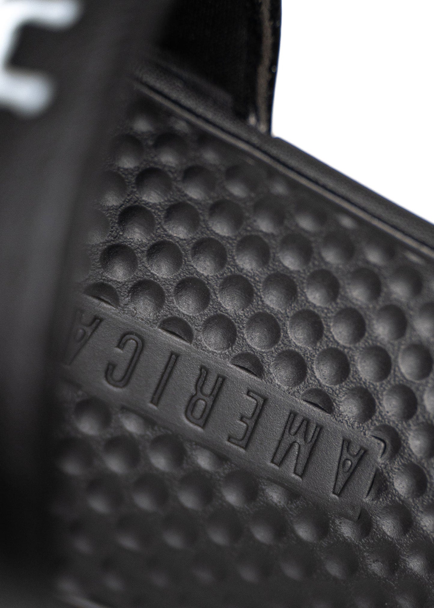 american-tall-mens-flip-flops-detail