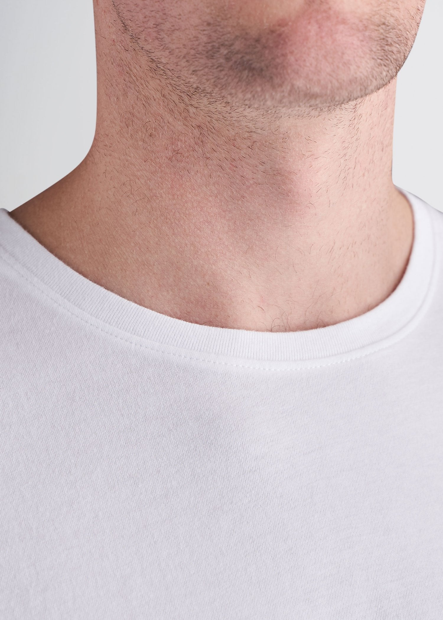 american-tall-mens-longjohn-sons-tee-white-detail